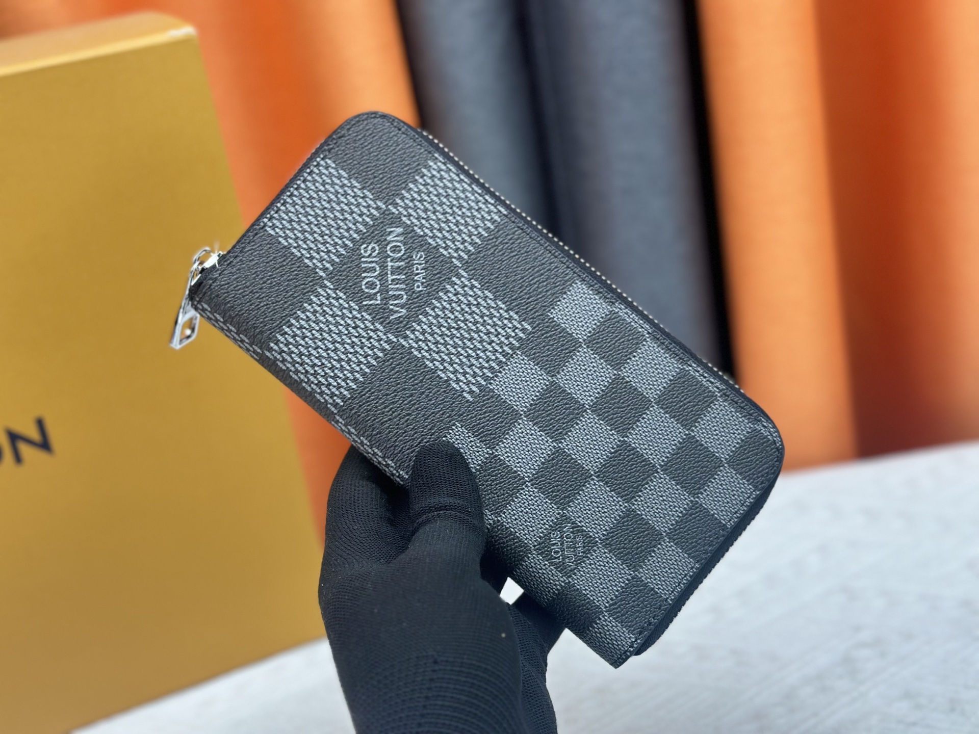 【LOUIS VUITTON】19*10*2CM
