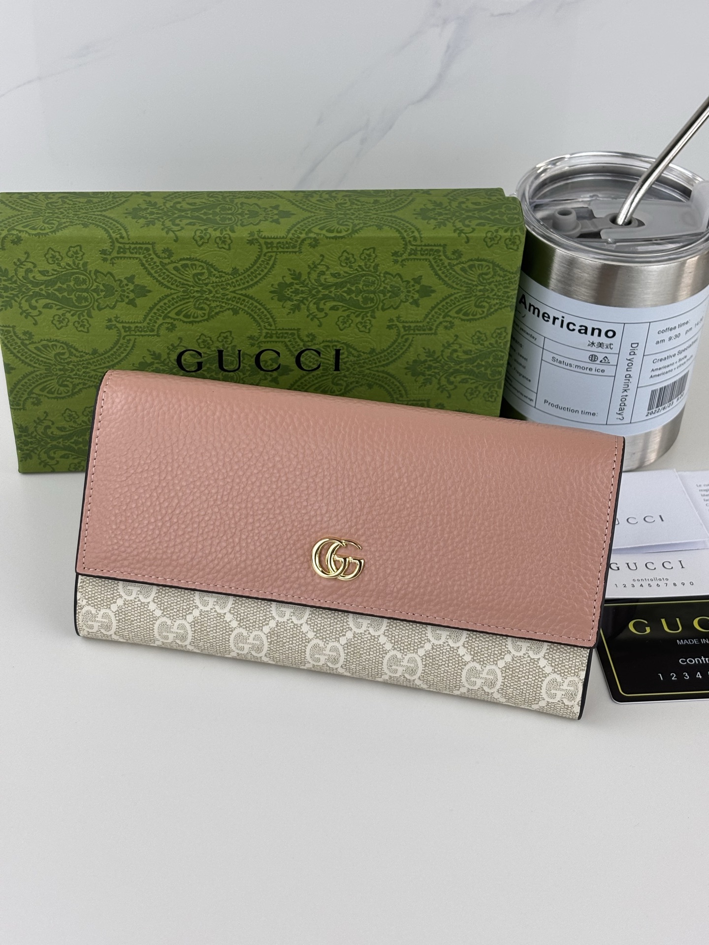 【GUCCI】19 x 10 x 2.5cm