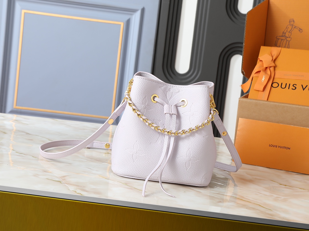 【LOUIS VUITTON】Néonoé BB 20 x 20 x 13cm