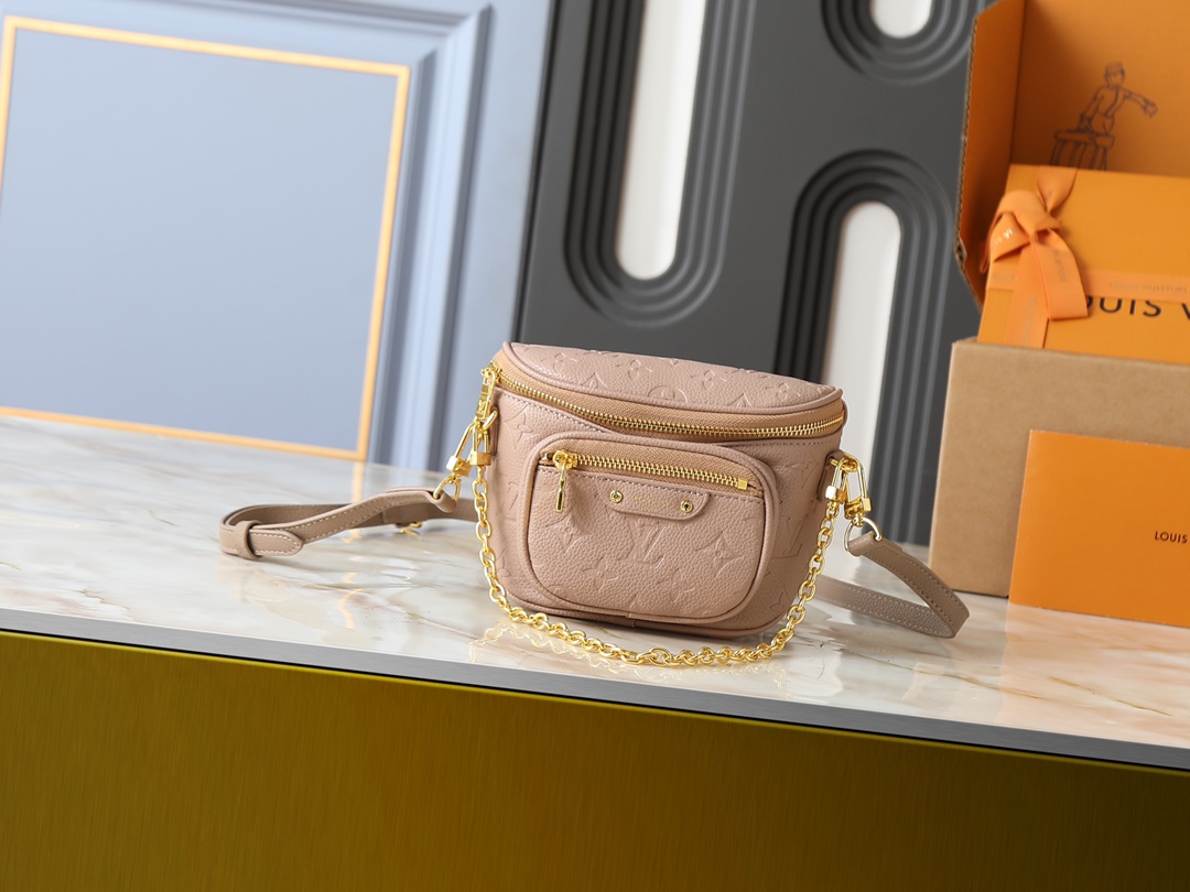 【LOUIS VUITTON】Mini Bumbag   17.0 x 12.0 x 9.5cm