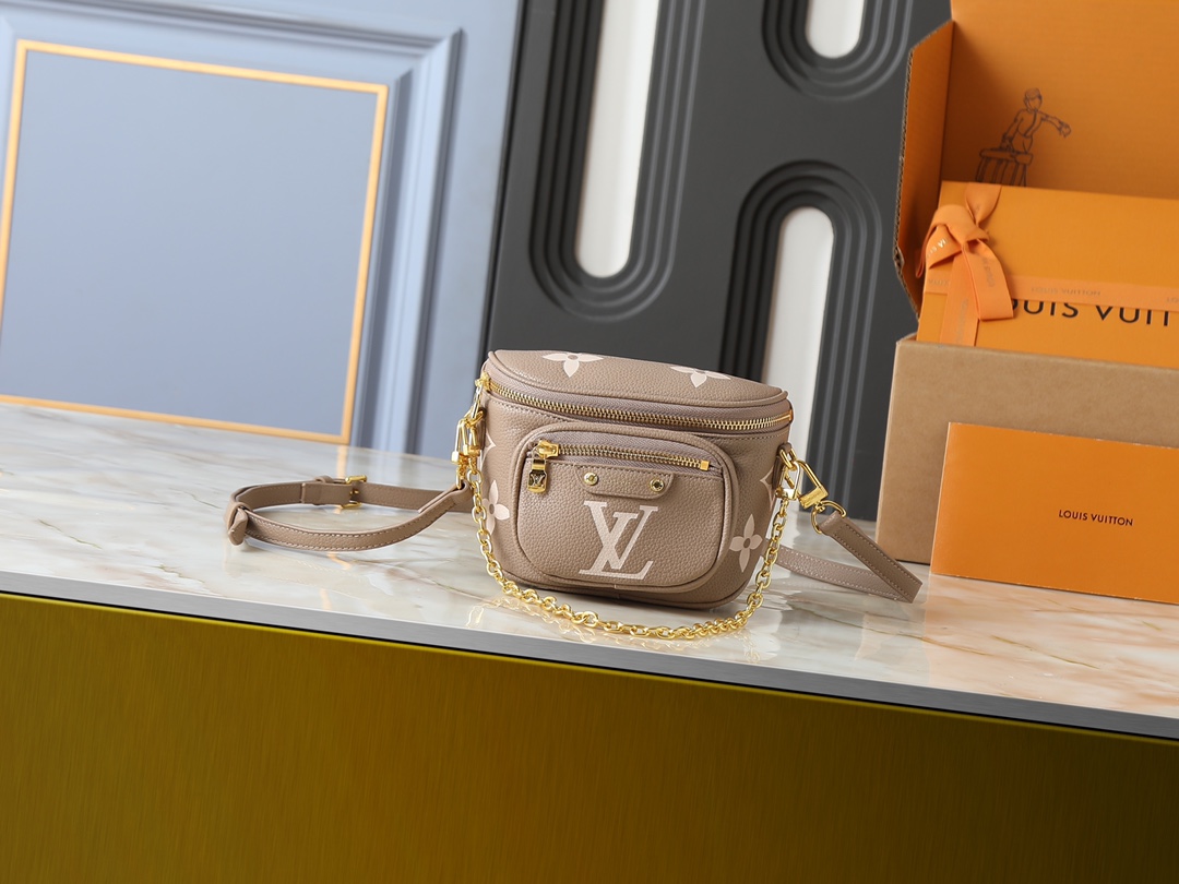 【LOUIS VUITTON】Mini Bumbag   17.0 x 12.0 x 9.5cm