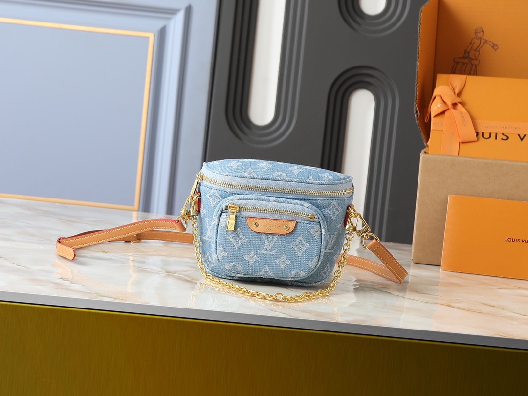 【LOUIS VUITTON】Mini Bumbag   17.0 x 12.0 x 9.5cm