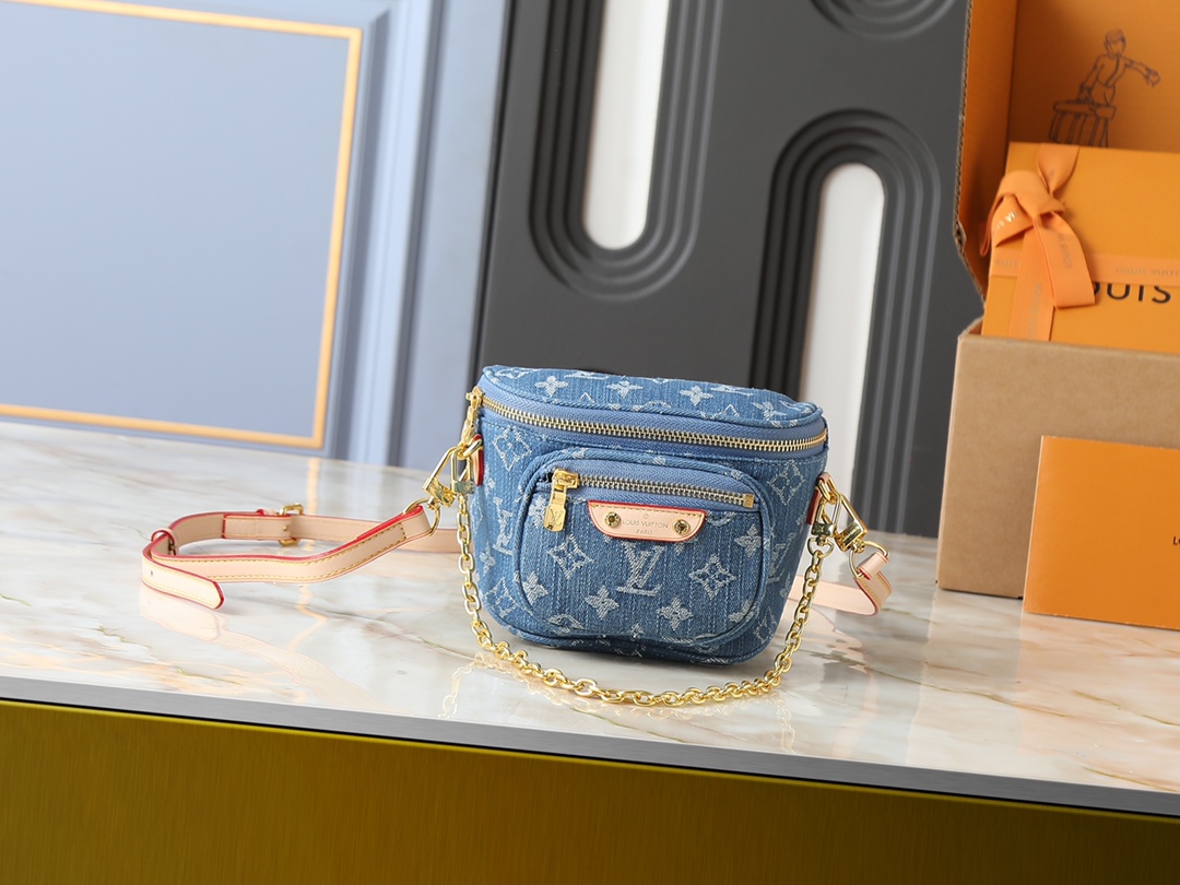 【LOUIS VUITTON】Mini Bumbag   17.0 x 12.0 x 9.5cm