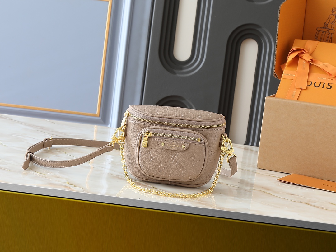 【LOUIS VUITTON】Mini Bumbag   17.0 x 12.0 x 9.5cm