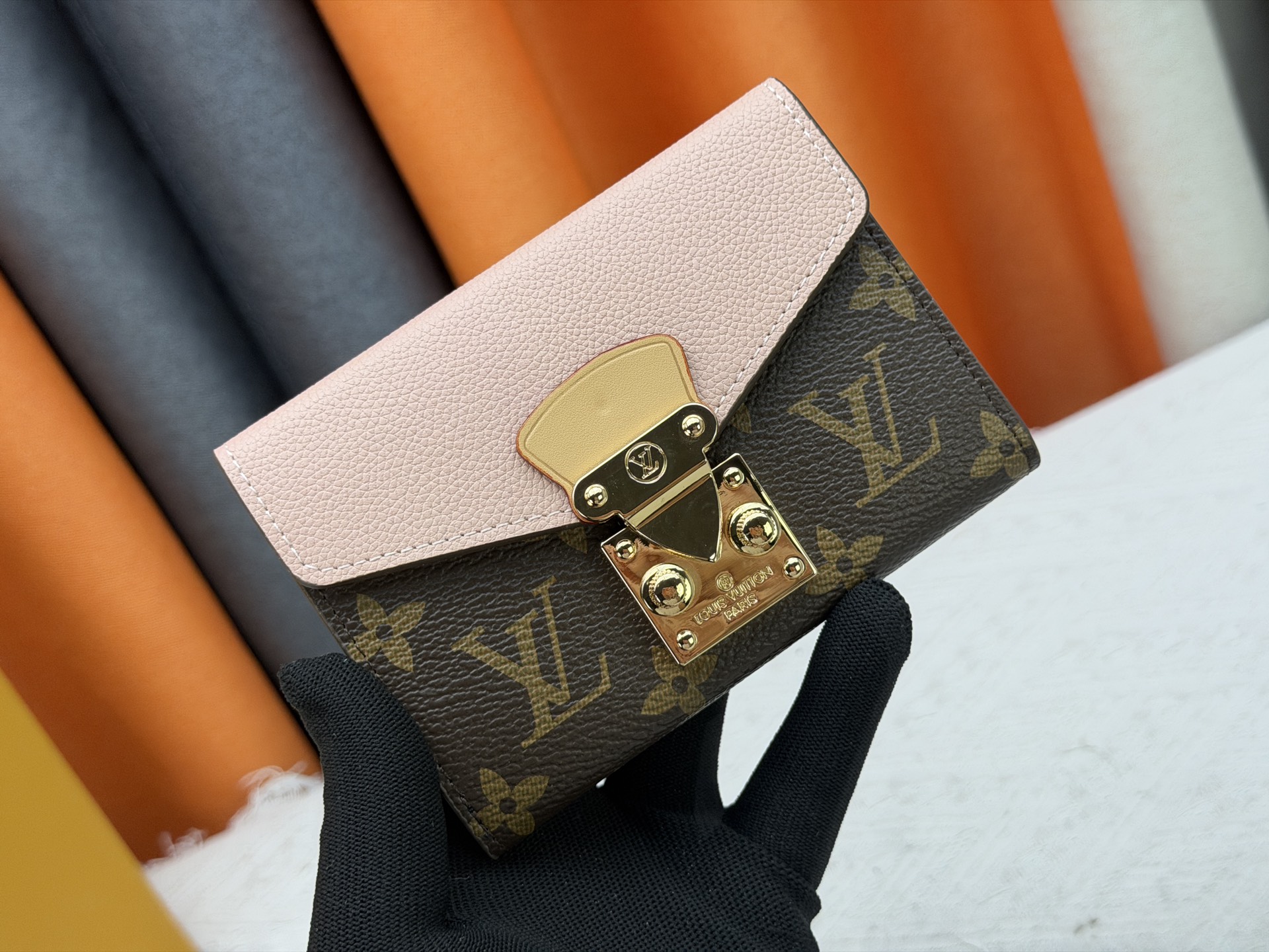【LOUIS VUITTON】Pallas 13.0 x 9.3 x 1.0 cm