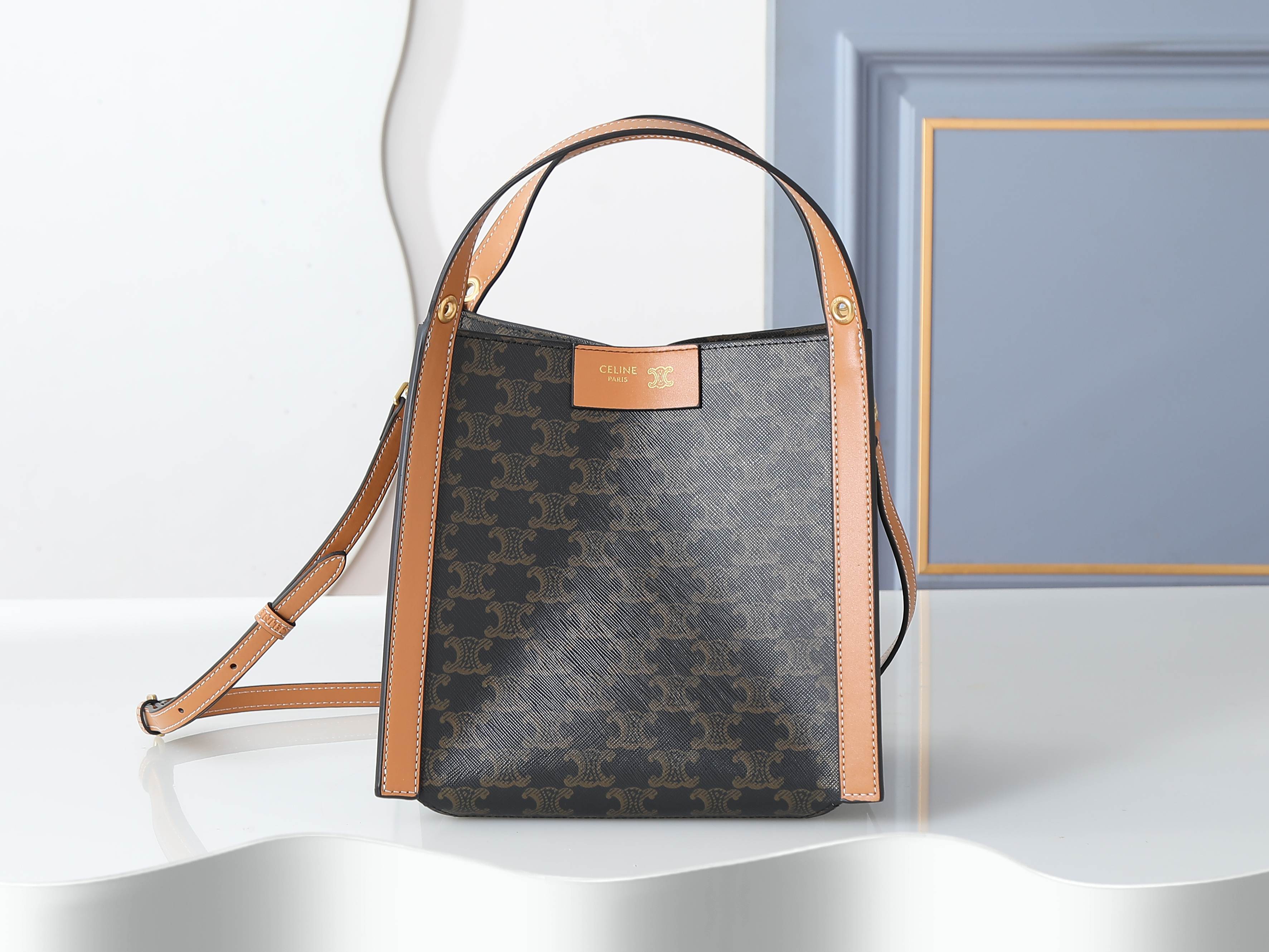 【CELINE】CUBO   18.5cm-21cm-17cm