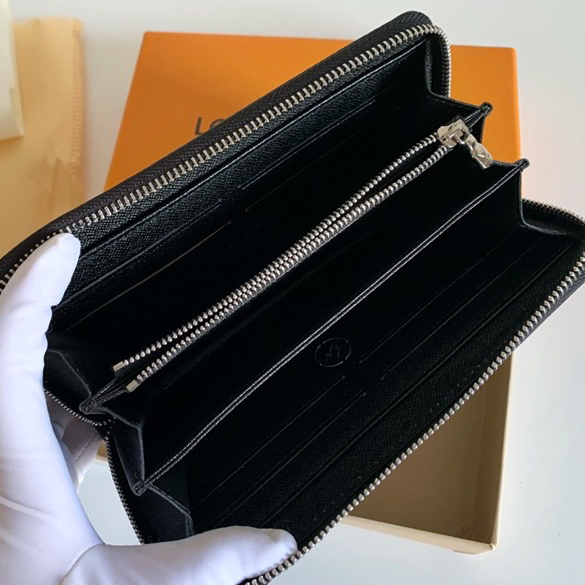 国内在庫(3日にお届け)  【LOUIS VUITTON】財布 N65867