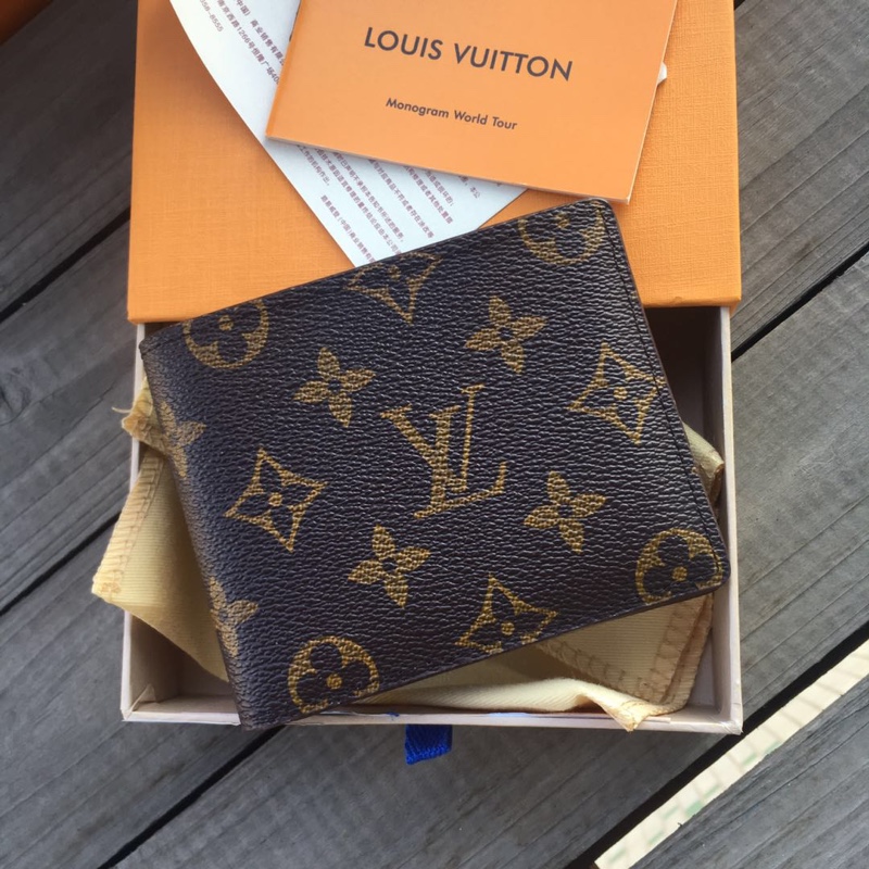 国内在庫(3日にお届け)  【LOUIS VUITTON】財布 M60895