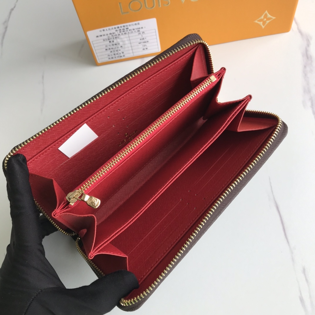 【LOUIS VUITTON】ZIPPY   19.5 x 10.5 x 2.5 cm