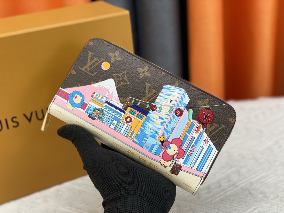 【LOUIS VUITTON】 19.5 x 10.5 x 2.5CM