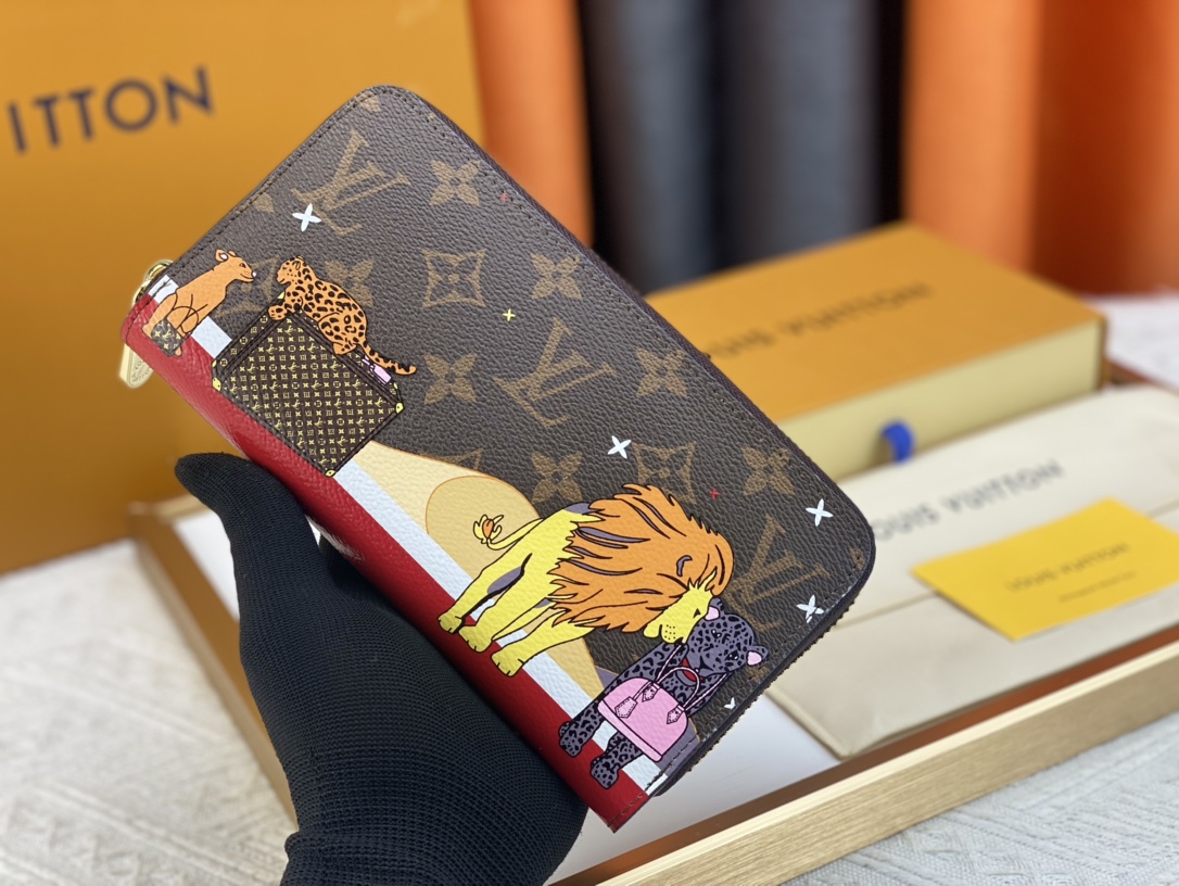 【LOUIS VUITTON】 19.5 x 10.5 x 2.5CM
