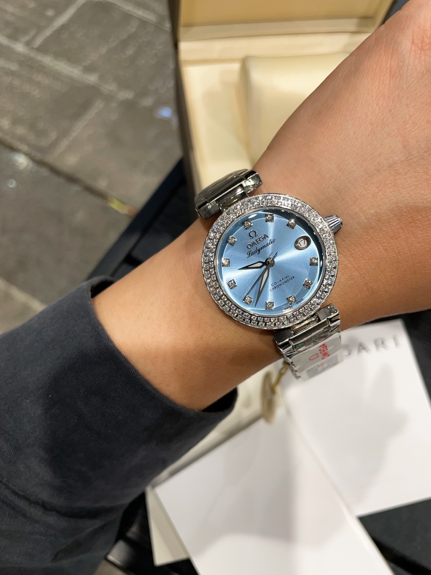 【15-20日間の輸送時間】  海外発送腕時計  OMEGA