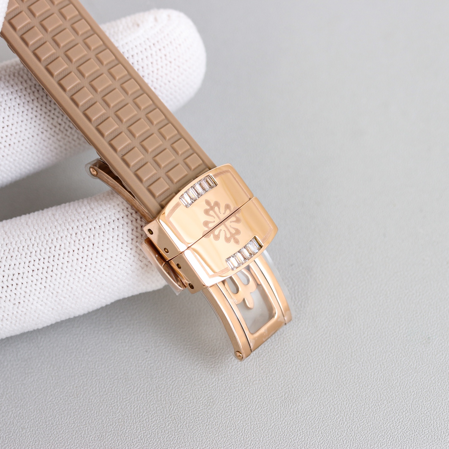 【15-20日間の輸送時間】  海外発送腕時計  PATEK PHILIPPE