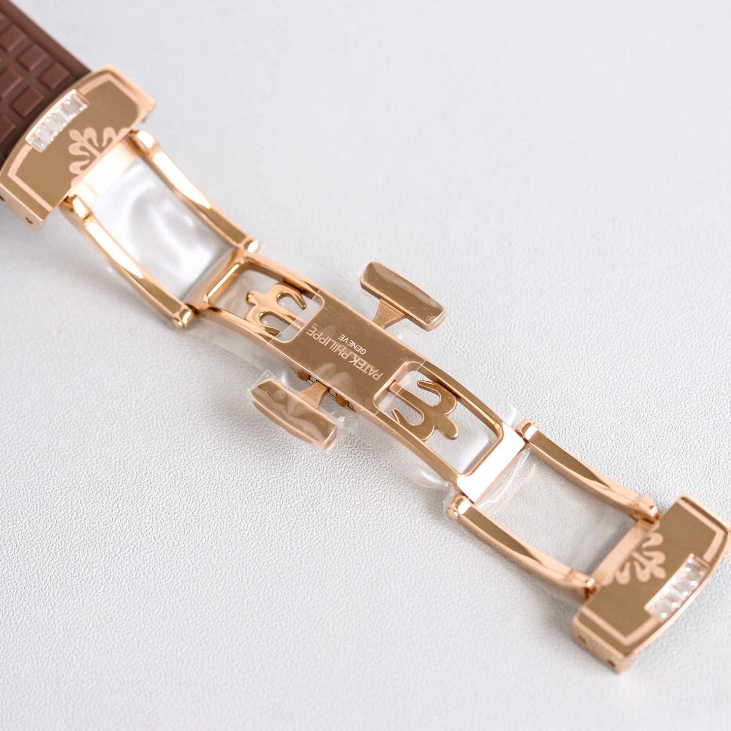 【15-20日間の輸送時間】  海外発送腕時計  PATEK PHILIPPE