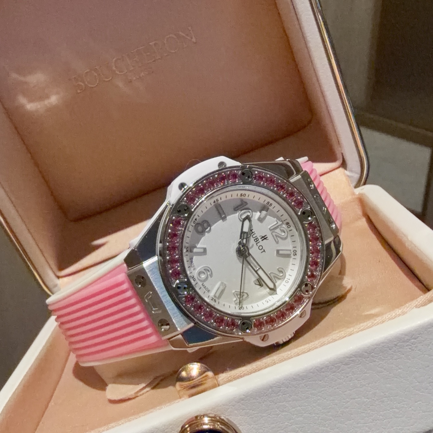 【15-20日間の輸送時間】  海外発送腕時計  HUBLOT