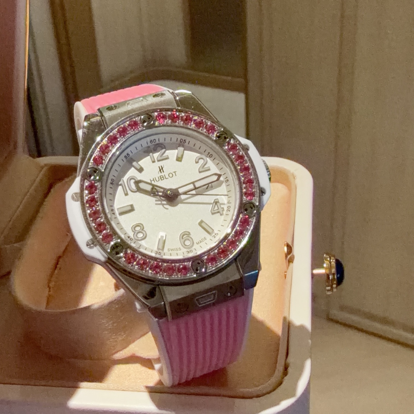 【15-20日間の輸送時間】  海外発送腕時計  HUBLOT
