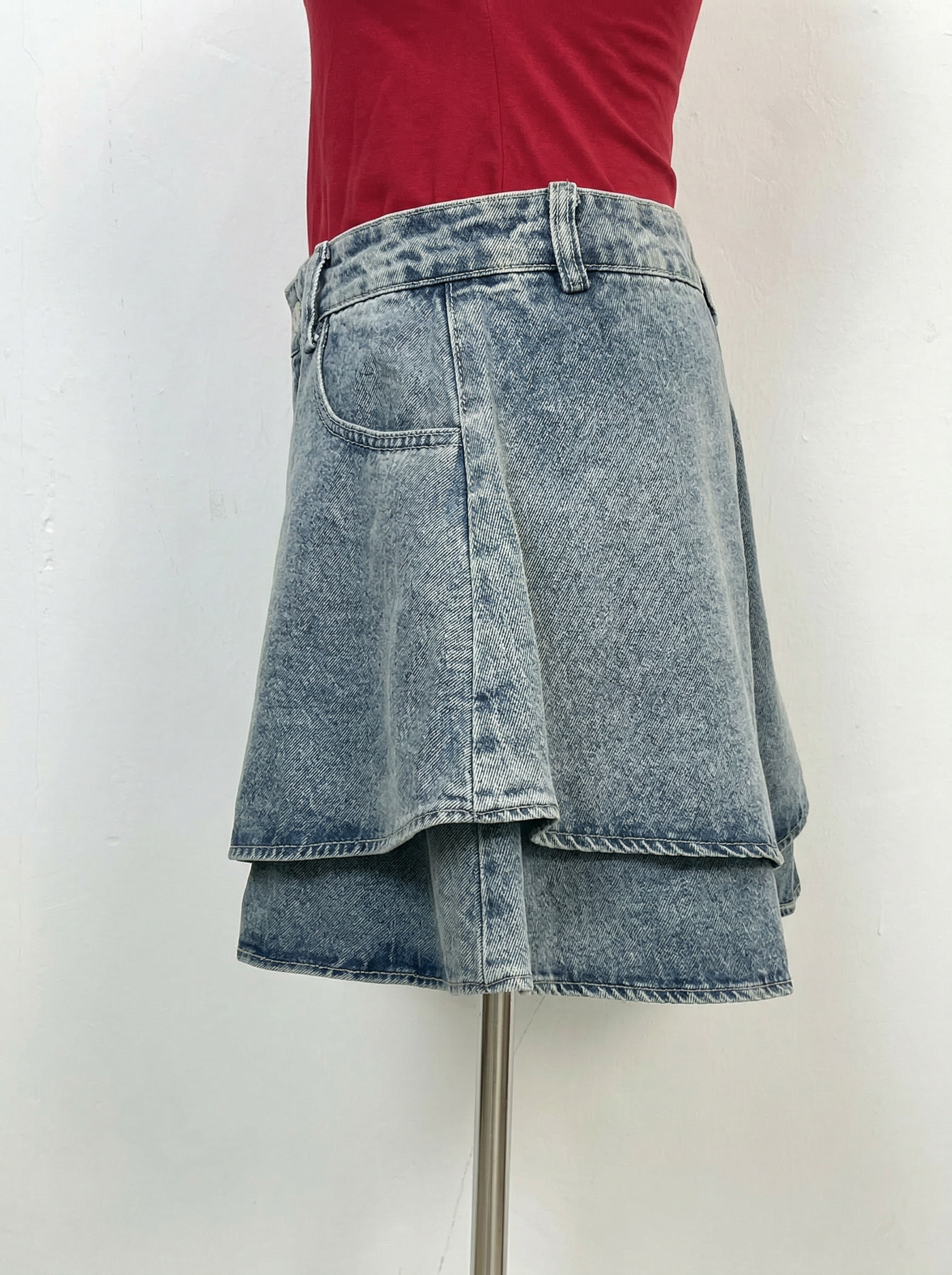 百搭假两件荷叶边阔腿高腰短裤 (J3585)