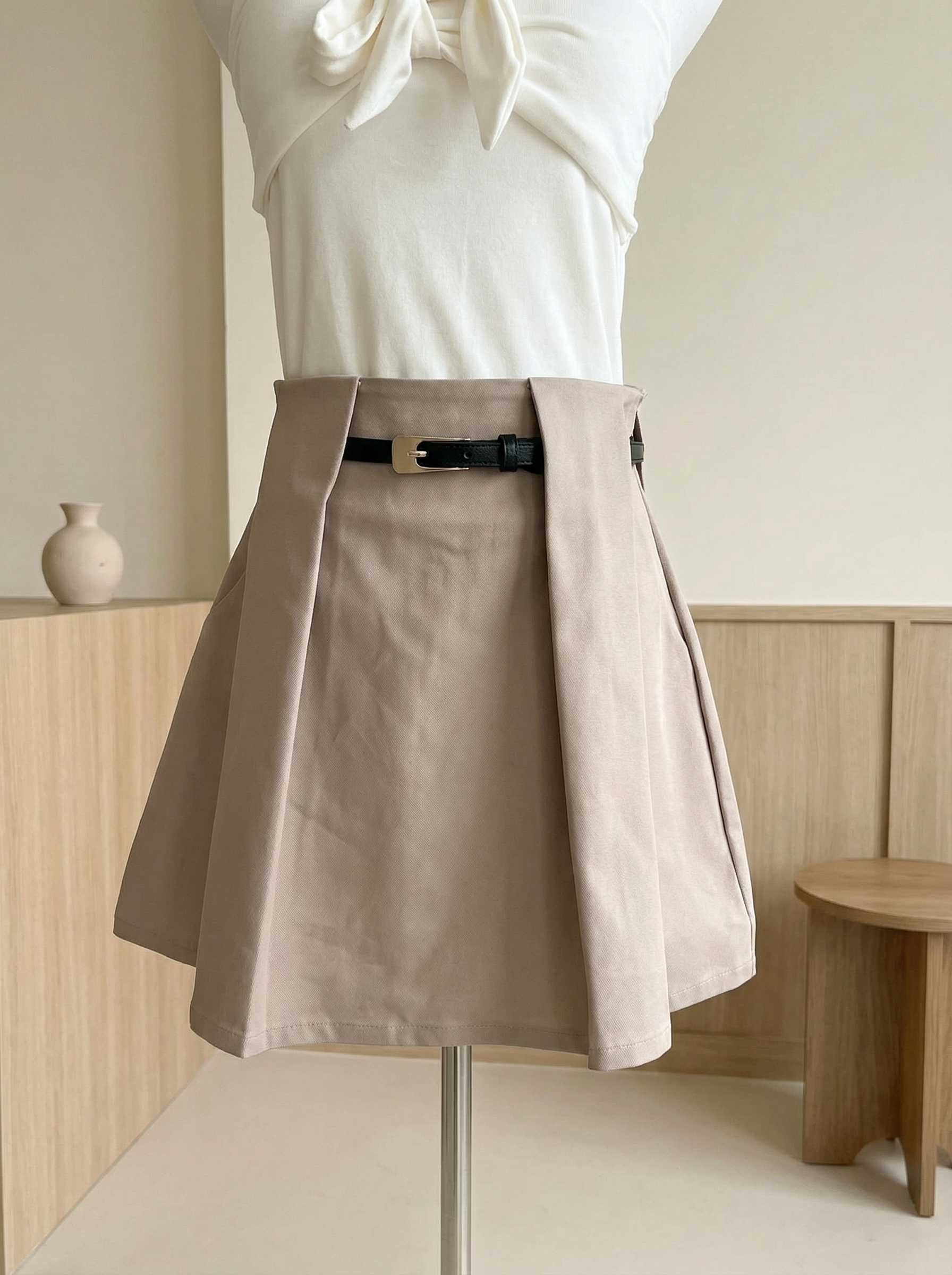 气质立体压褶设计A字高腰短裙 (ST21616)