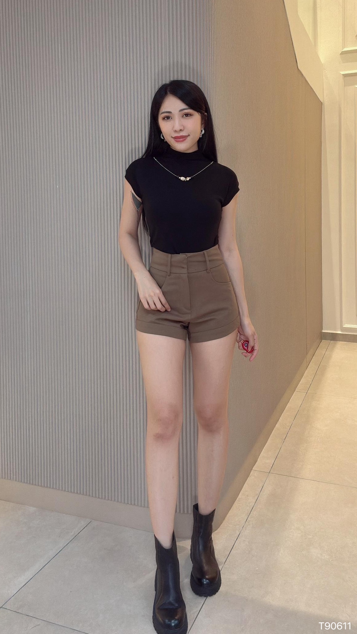 百搭纯色半高领上衣 (T90611)