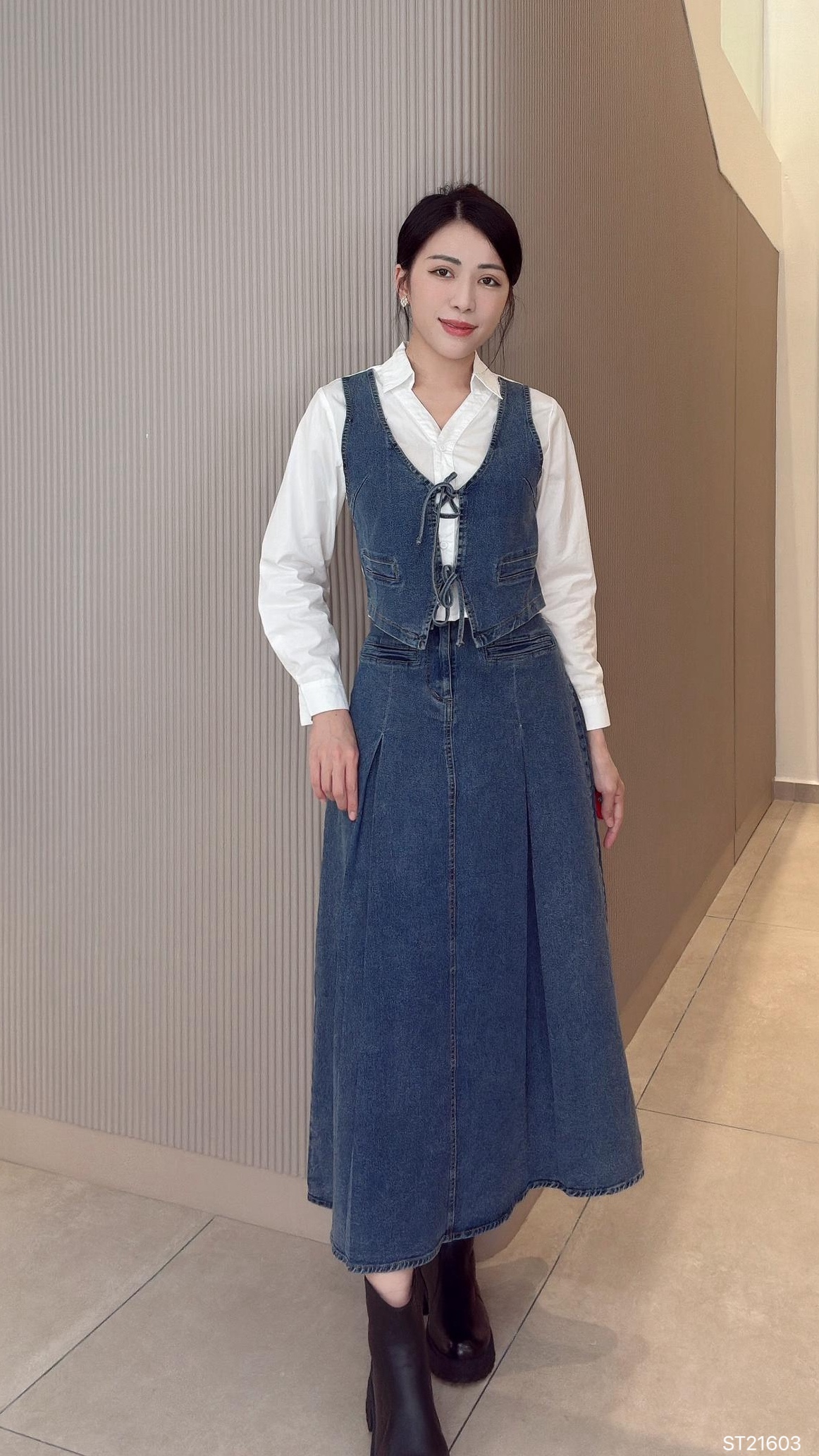 复古酷风牛仔两件套 (ST21603)