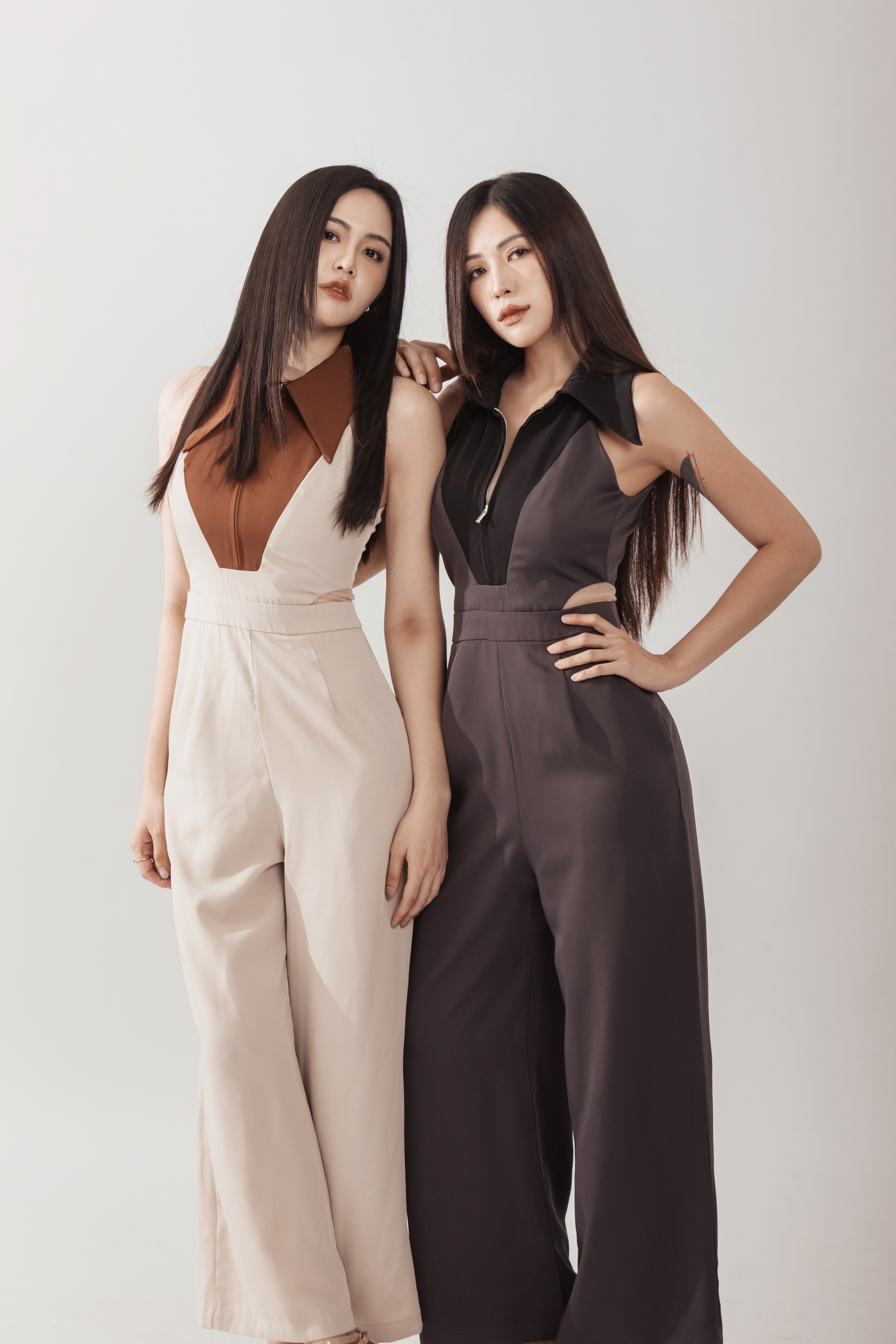 【LBP独家】时尚酷帅Cut-In撞色设计连体长裤 (ST21472)