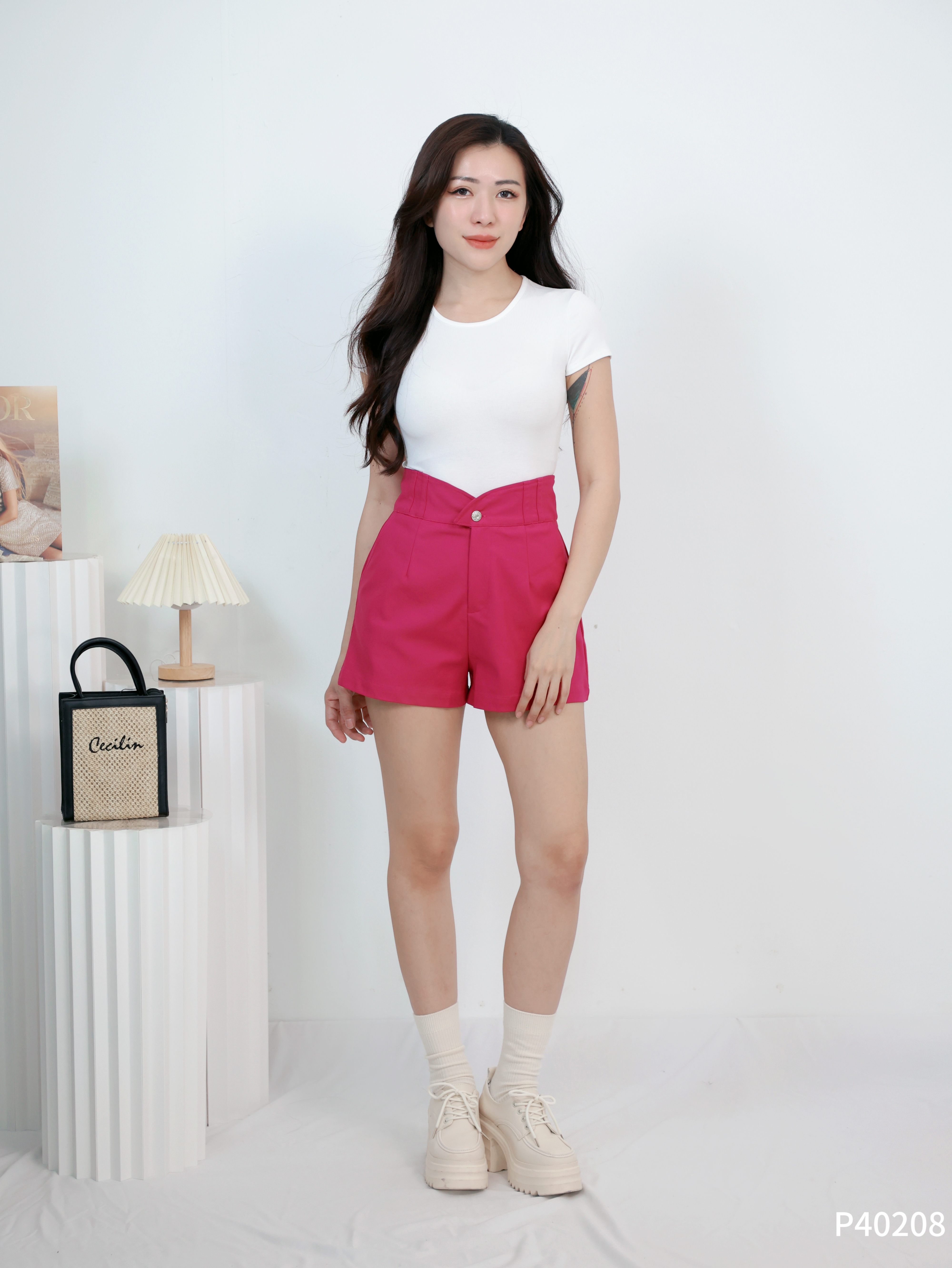 【LBP独家】气质百搭A字高腰阔腿短裤 (P40208)