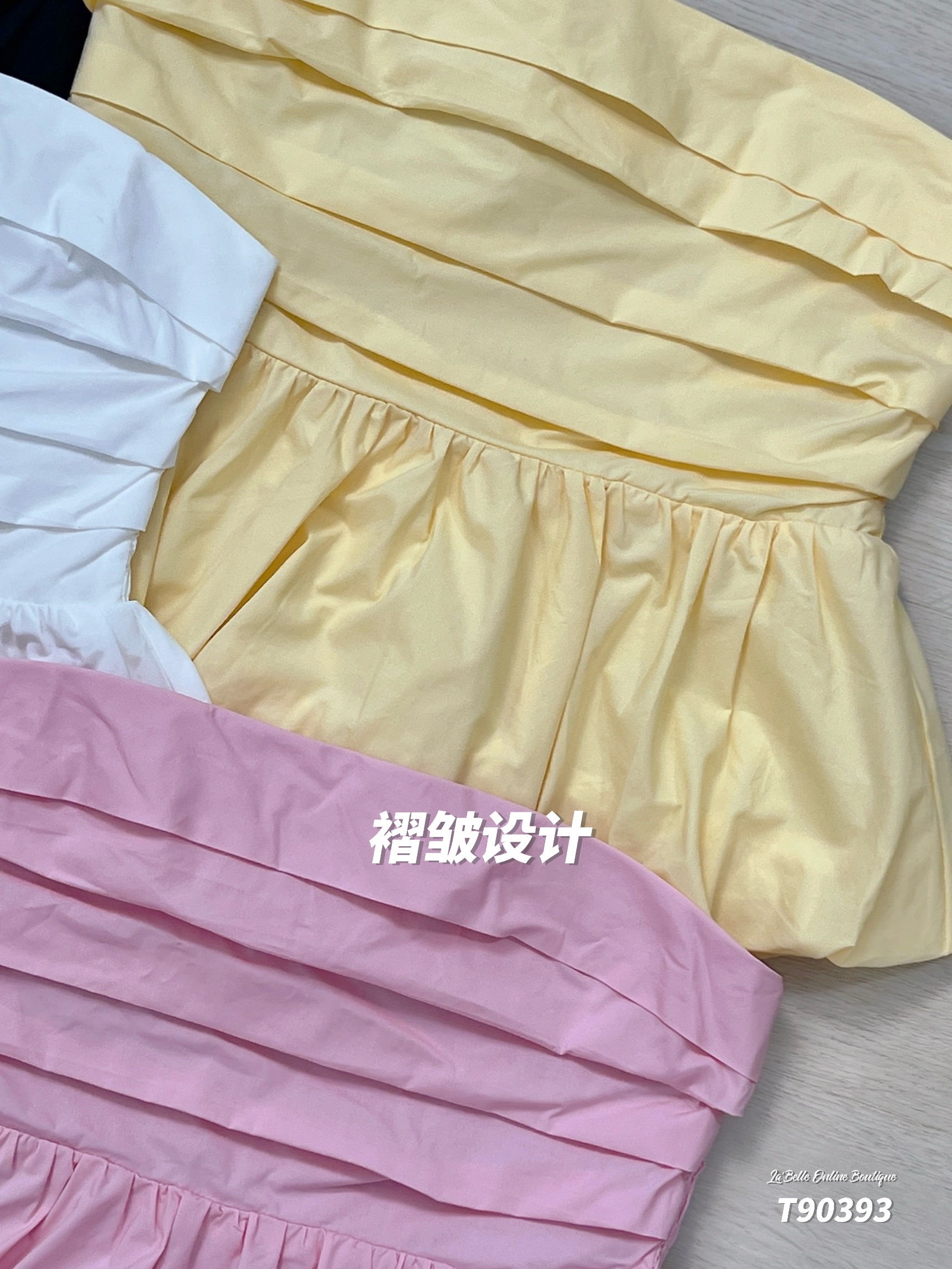 甜美褶皱花苞抹胸上衣 (T90393)