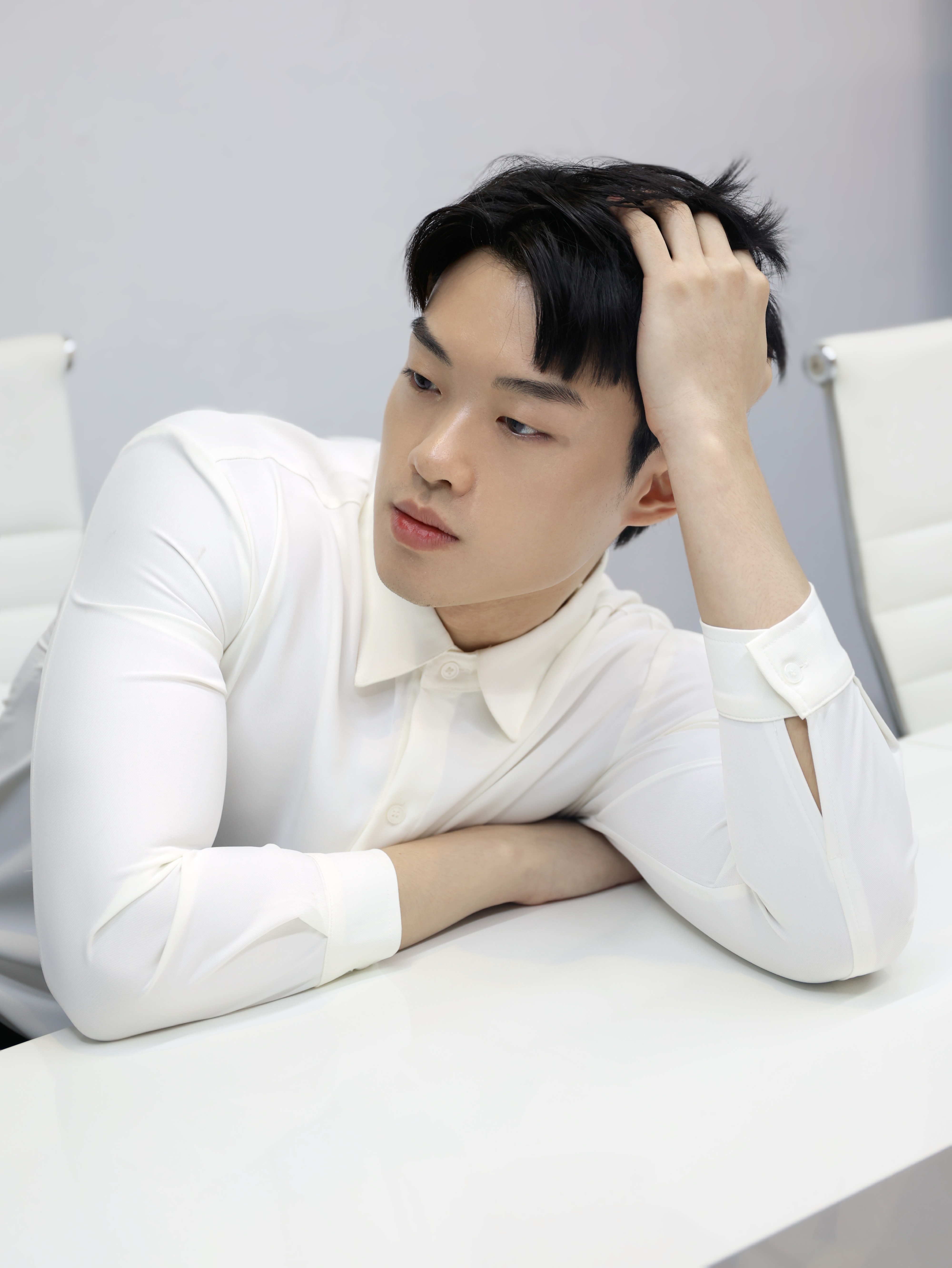 【STICKMEN】Elite 高级感纯色透气长袖上衣 (SM100102 WHITE)-La'Belle Fashion Boutique Sdn Bhd