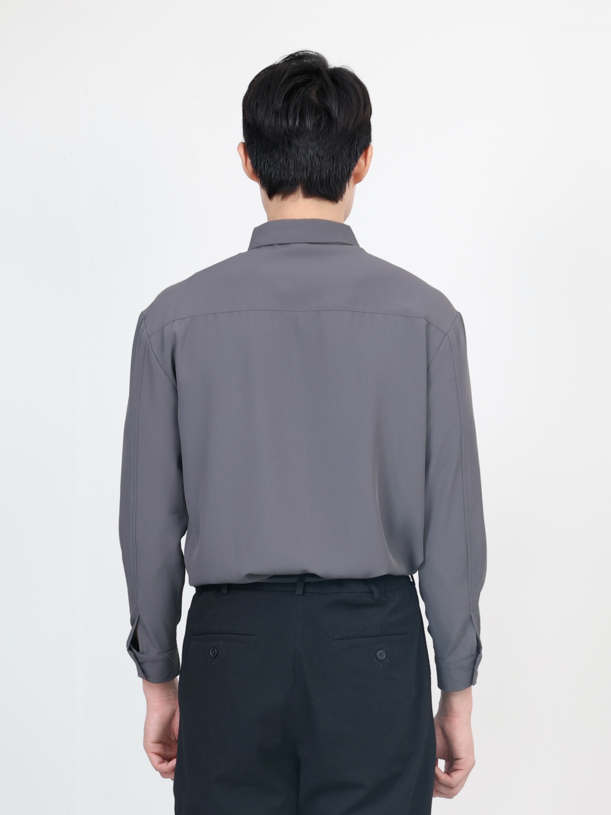 【STICKMEN】Elite 高级感纯色透气长袖上衣 (SM100102 GREY)-La'Belle Fashion Boutique Sdn Bhd