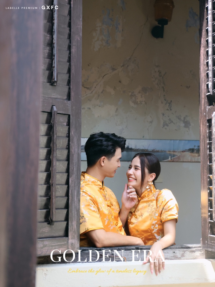 【LBP GXFC 独家新年系列-盛世年华】改良版花鸟图刺绣盘扣设计旗袍 (ST21164)-La'Belle Fashion Boutique Sdn Bhd