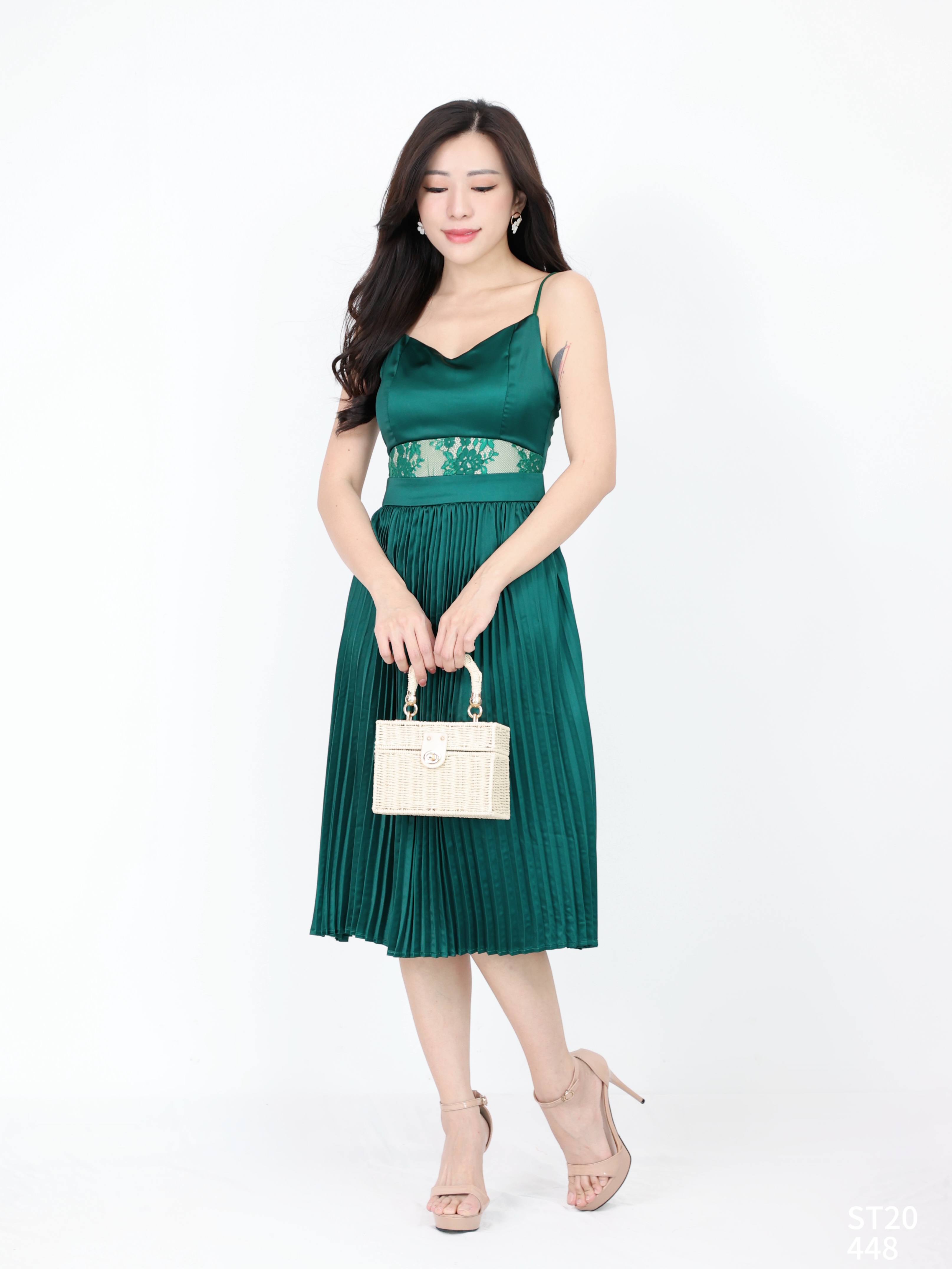 色丁拼接蕾丝吊带连身裙 (ST20448) 