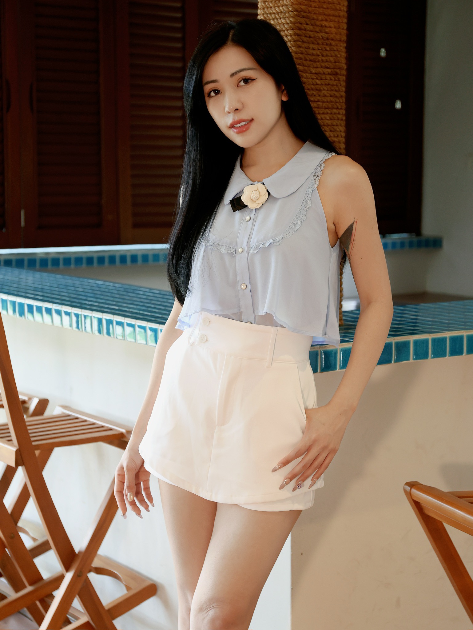 韩系双层蕾丝边设计无袖上衣 (T90622)