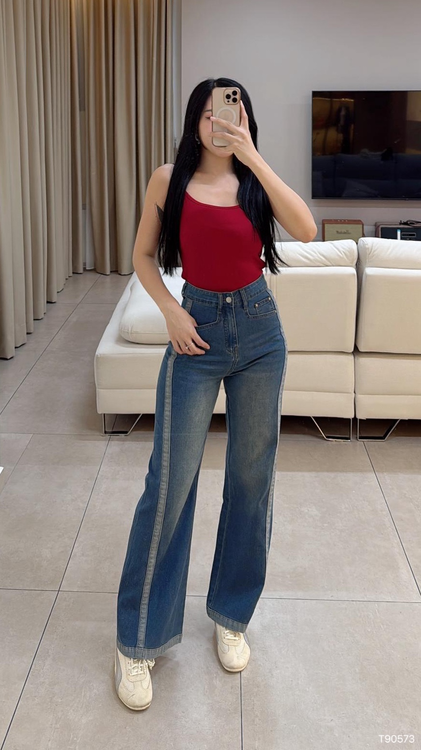 基本款纯色吊带上衣 (T90573)