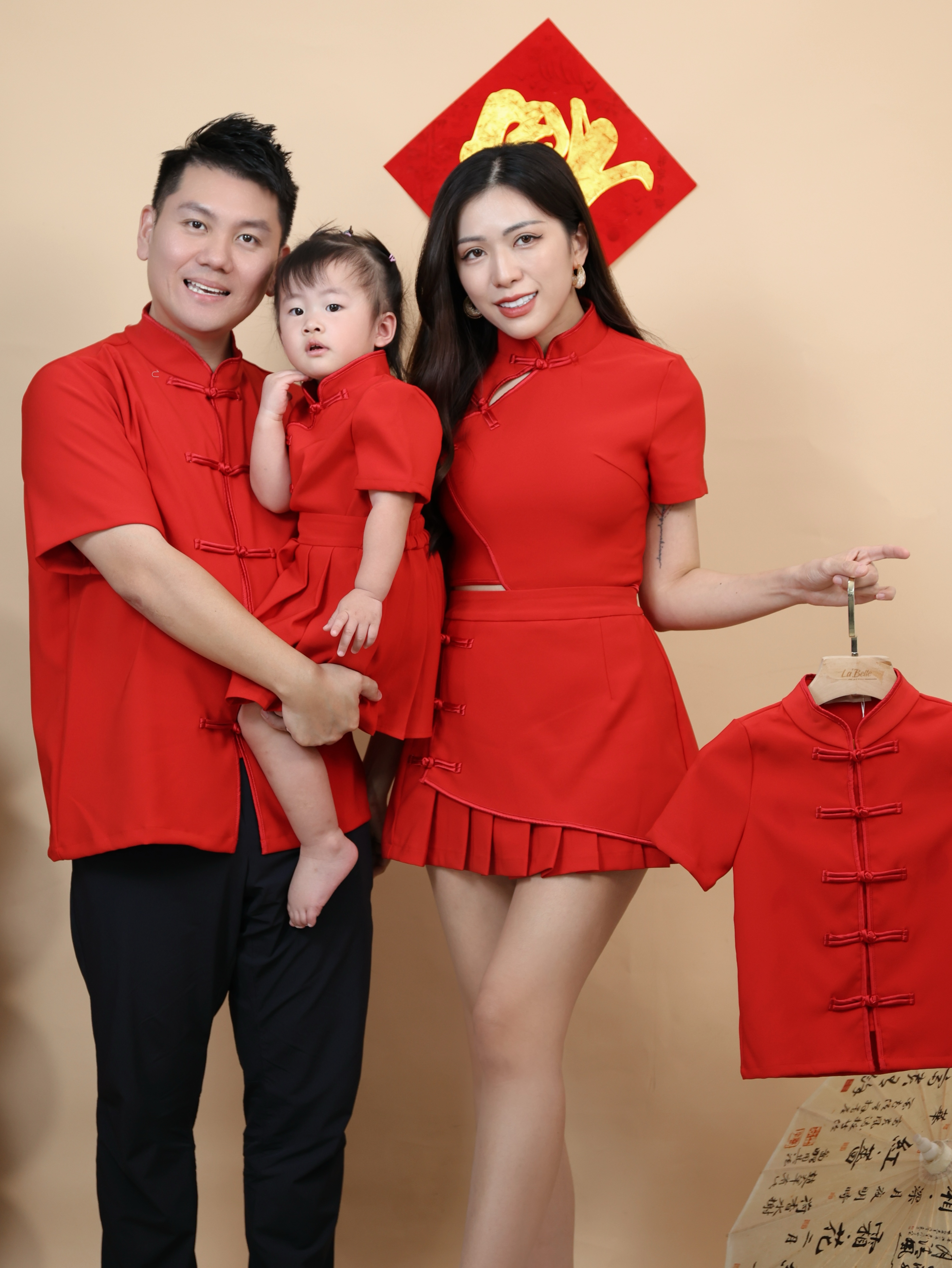 【LBP亲子系列-红运当头】时尚新中式旗袍两件套【妈妈款】(F70127)-La'Belle Fashion Boutique Sdn Bhd