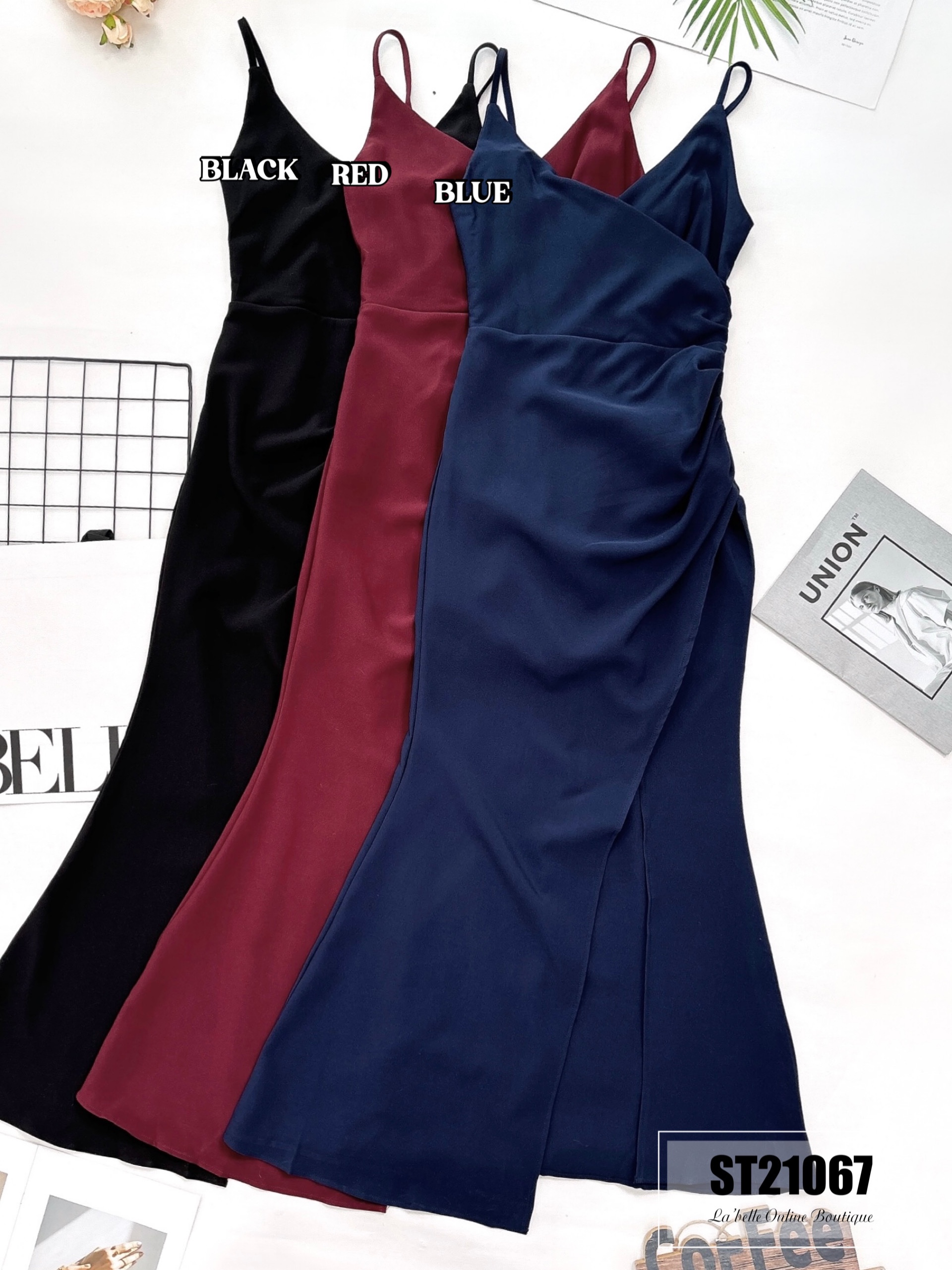 【LBP独家】不规则开叉皱褶设计连身长裙 (ST21067)-La'Belle Fashion Boutique Sdn Bhd