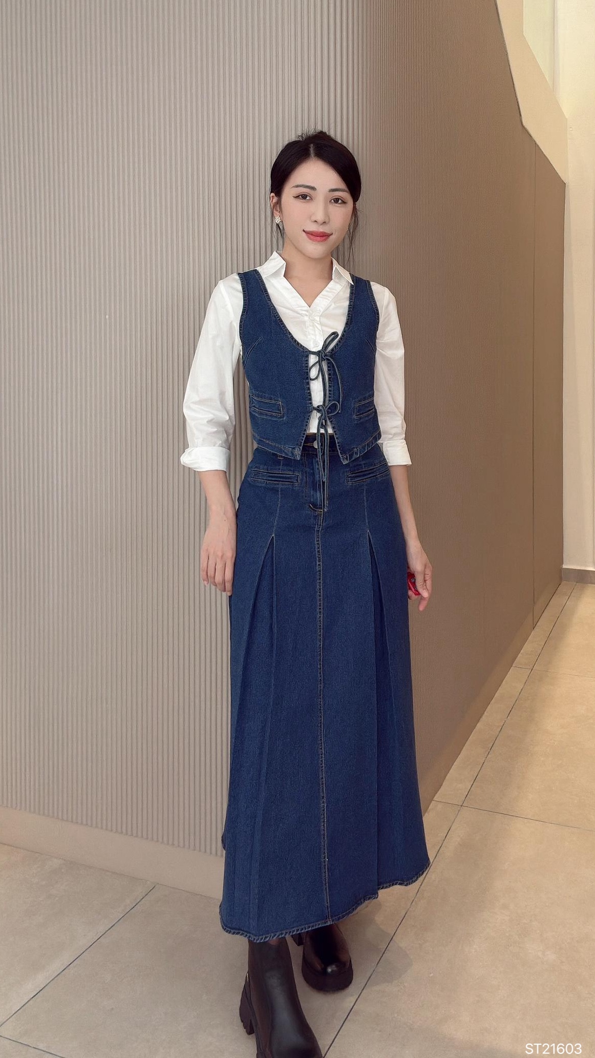 复古酷风牛仔两件套 (ST21603)