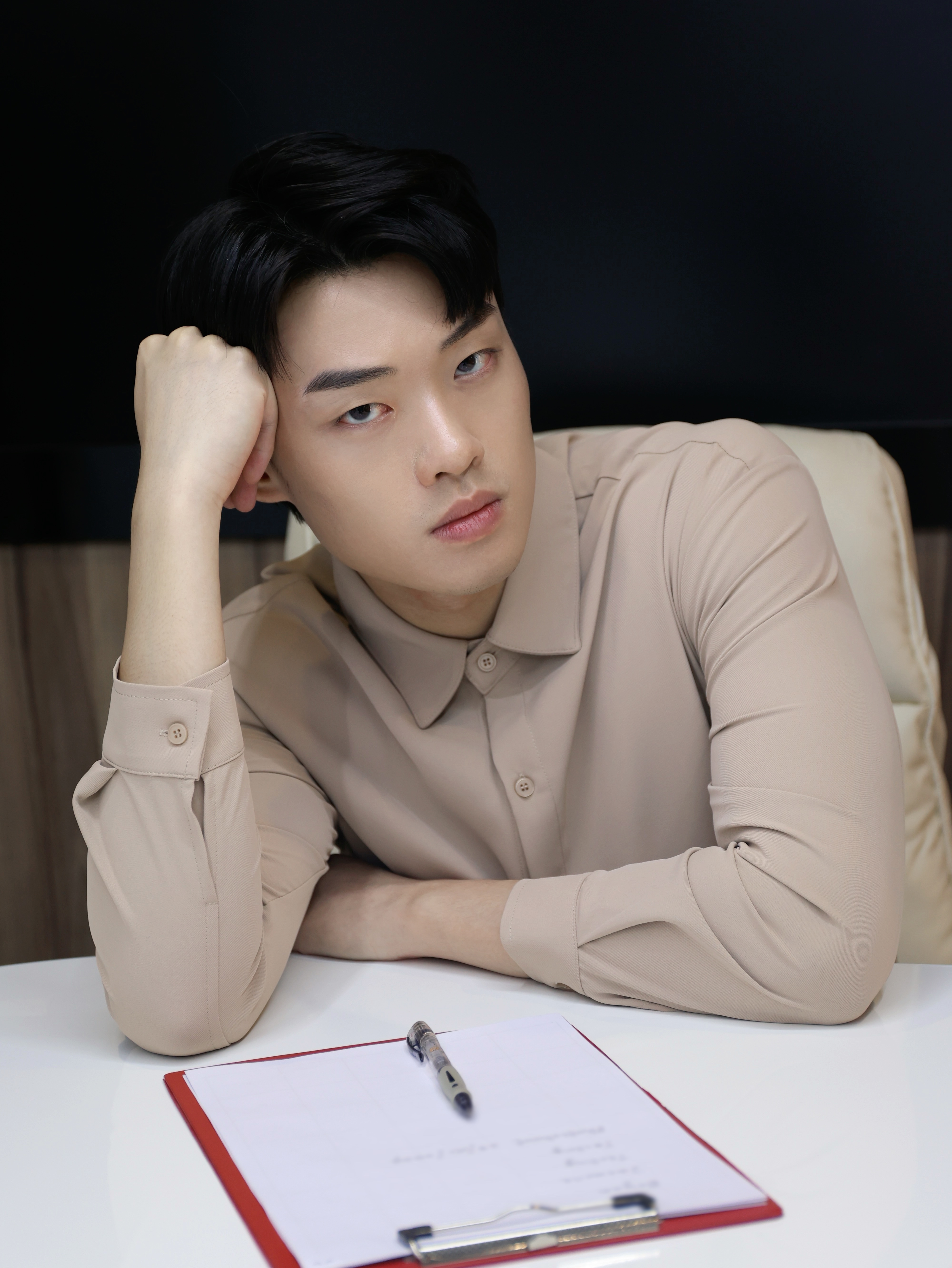 【STICKMEN】Elite 高级感纯色透气长袖上衣 (SM100102 BROWN)-La'Belle Fashion Boutique Sdn Bhd