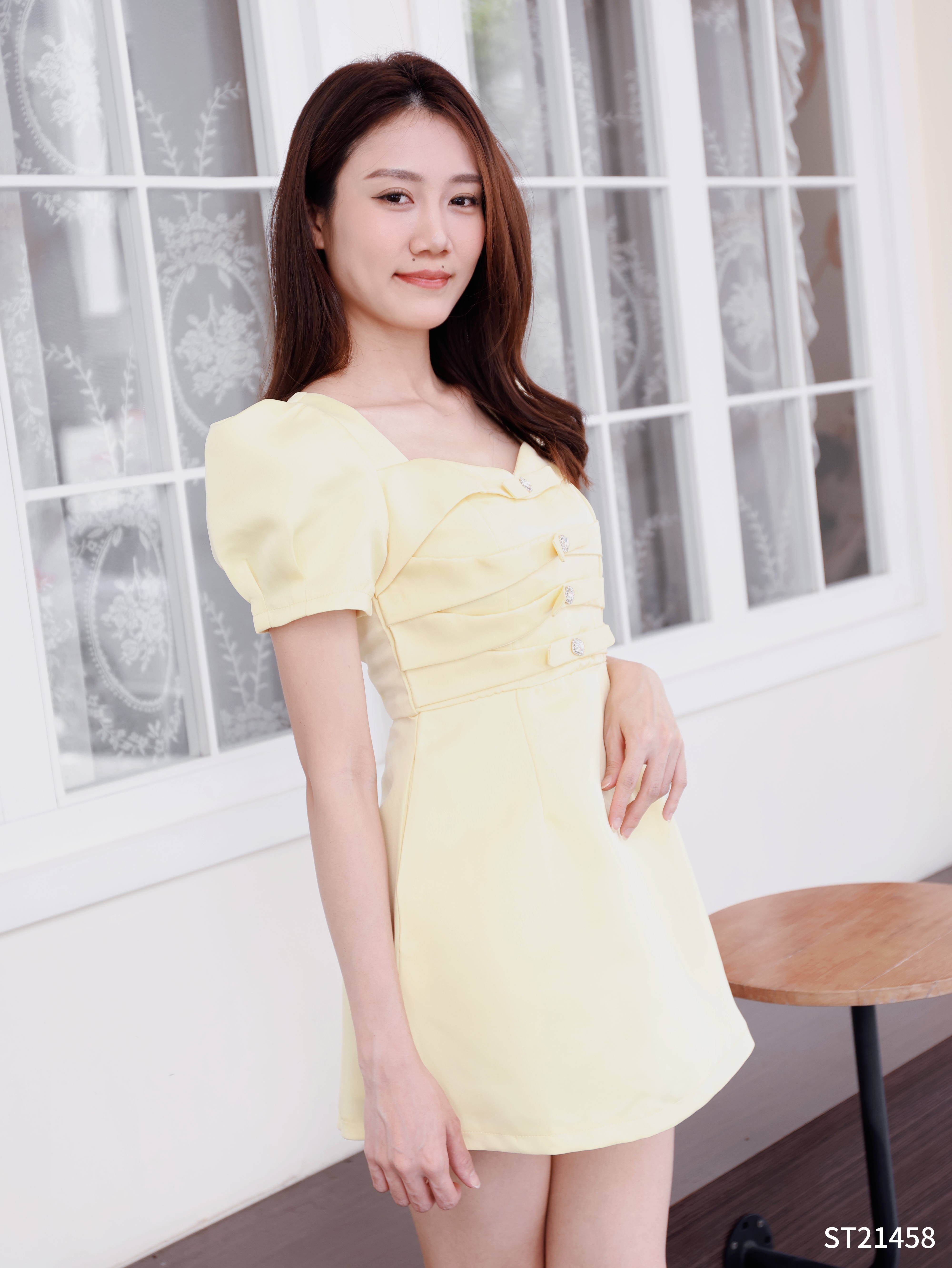 时尚甜美蝴蝶结设计泡泡袖连身裙 (ST21458)