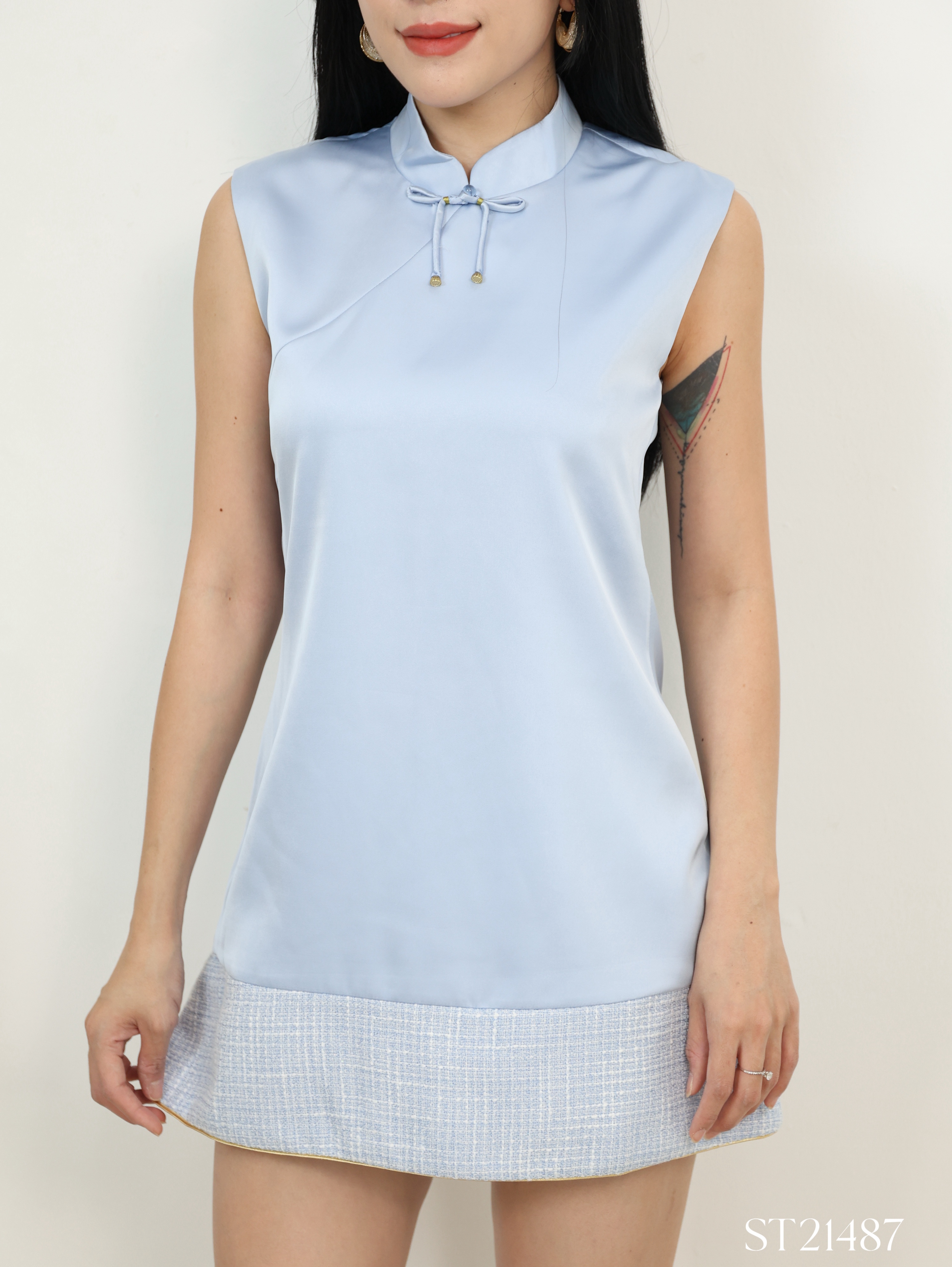 【LBP 独家新年系列】优雅新中式拼接设计无袖立领旗袍 (ST21487)