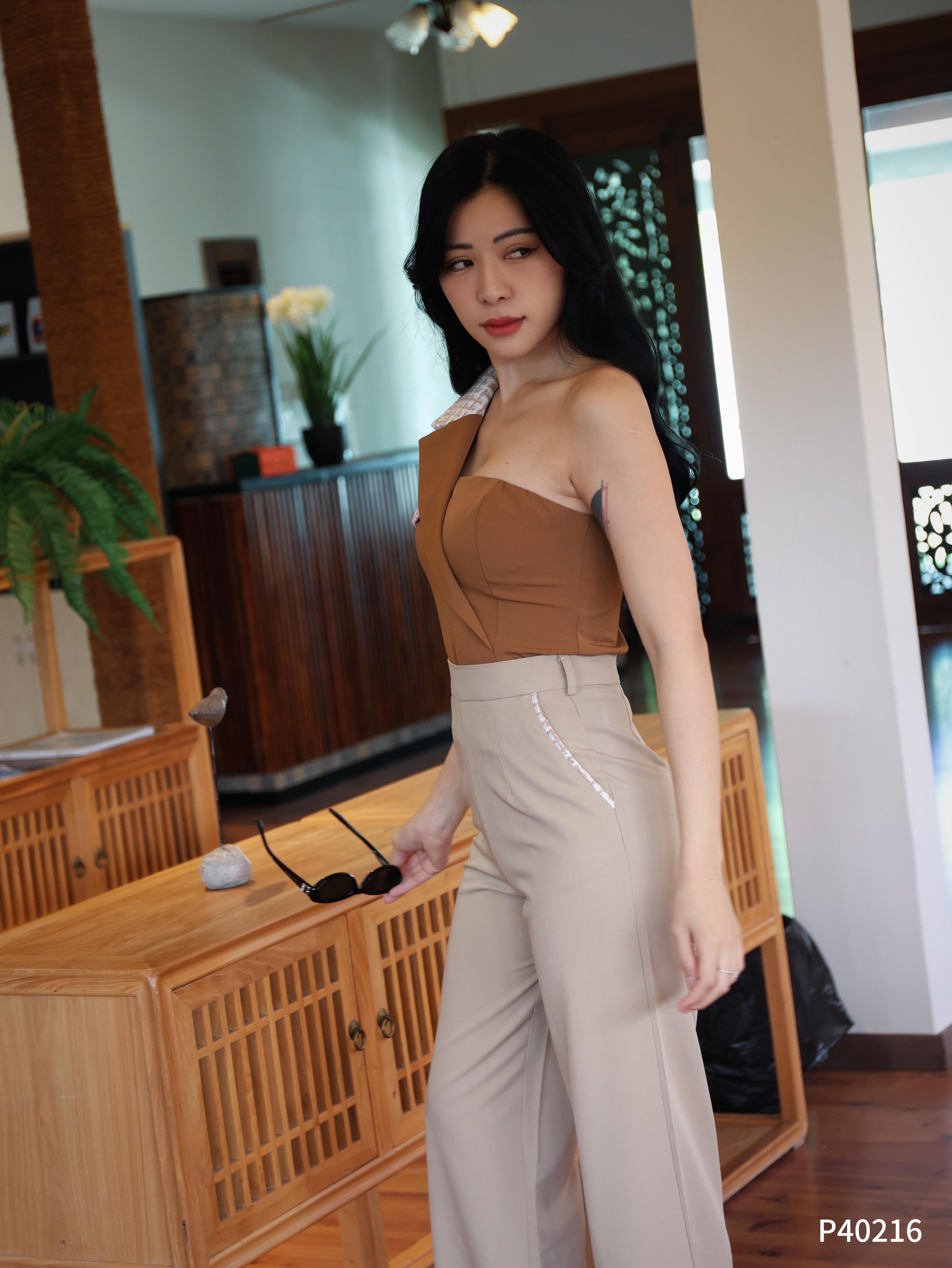 【LATTE NOON】时尚系带明线设计阔腿高腰长裤   (P40216)