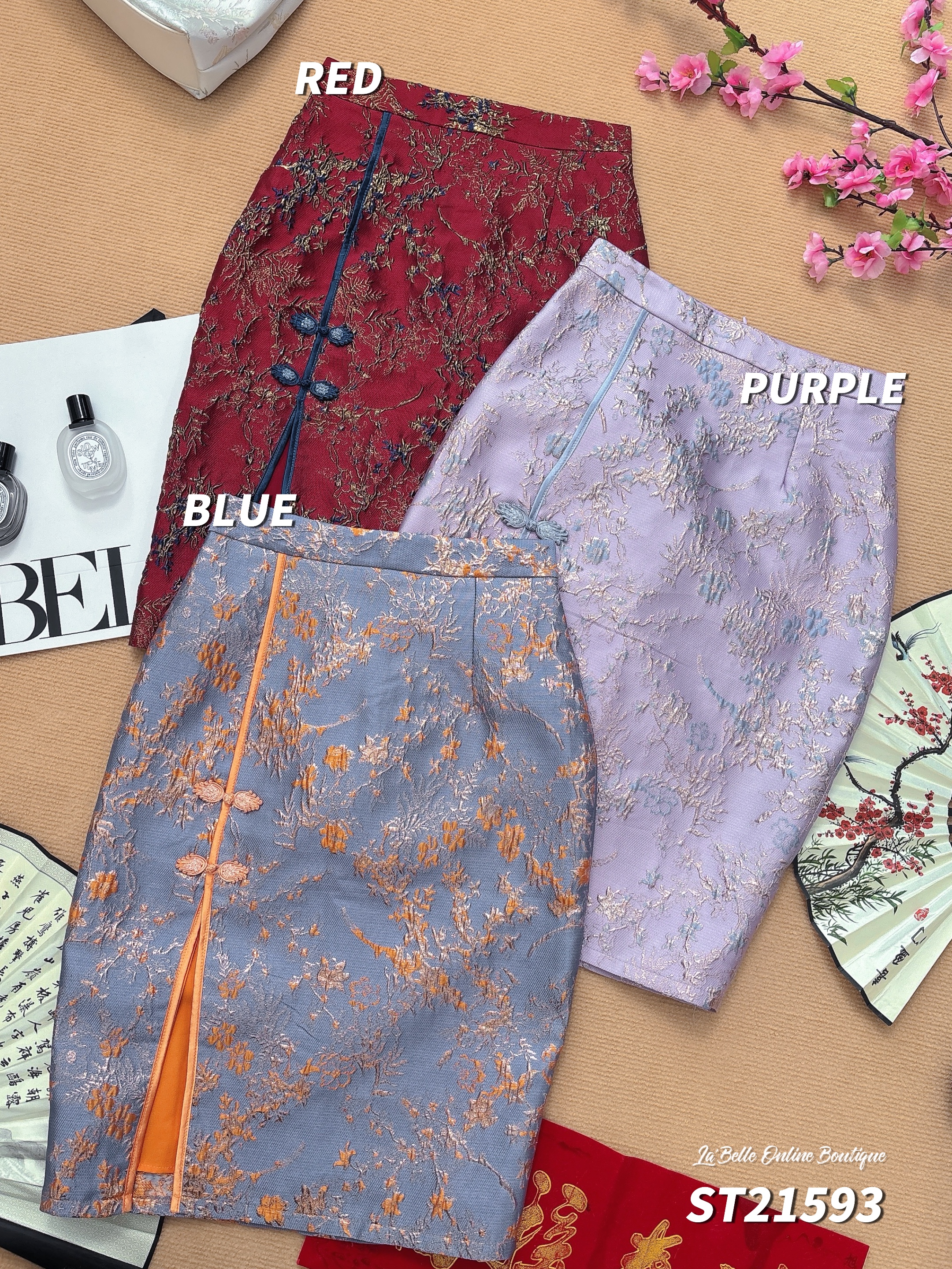 【预购PRE-ORDER】【LBP 独家新年系列】高级感刺绣包臀高腰半身裙 (ST21593)