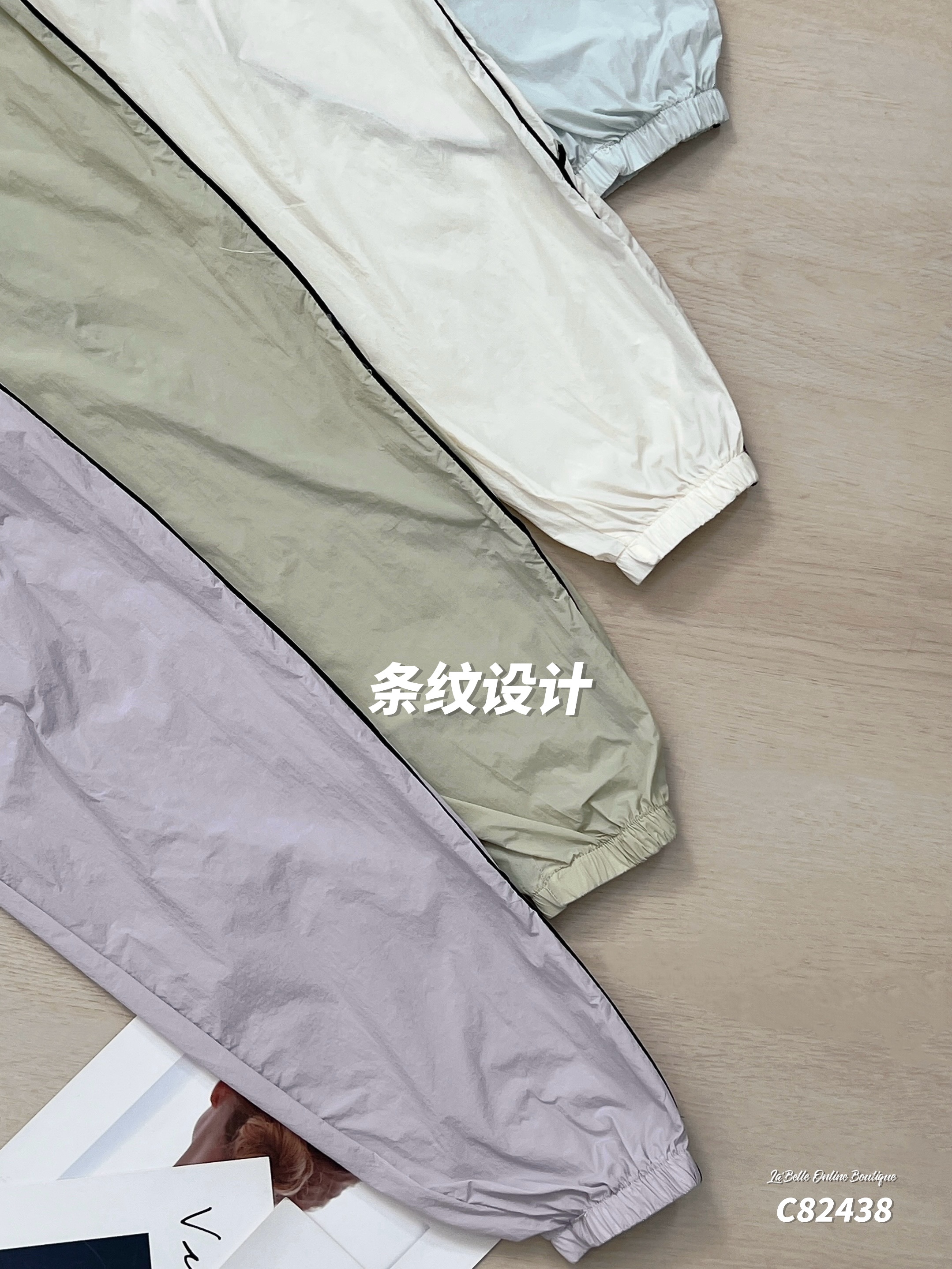 休闲薄款条纹设计连帽外套  (C82438)-La'Belle Fashion Boutique Sdn Bhd