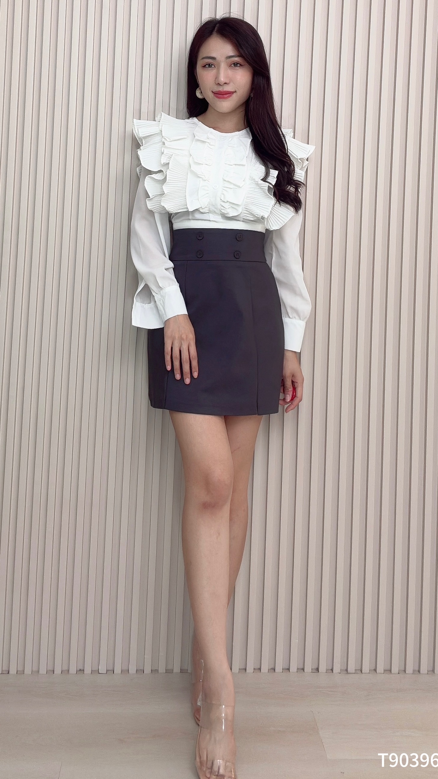 改良版法式荷叶边长袖上衣 (T90396)