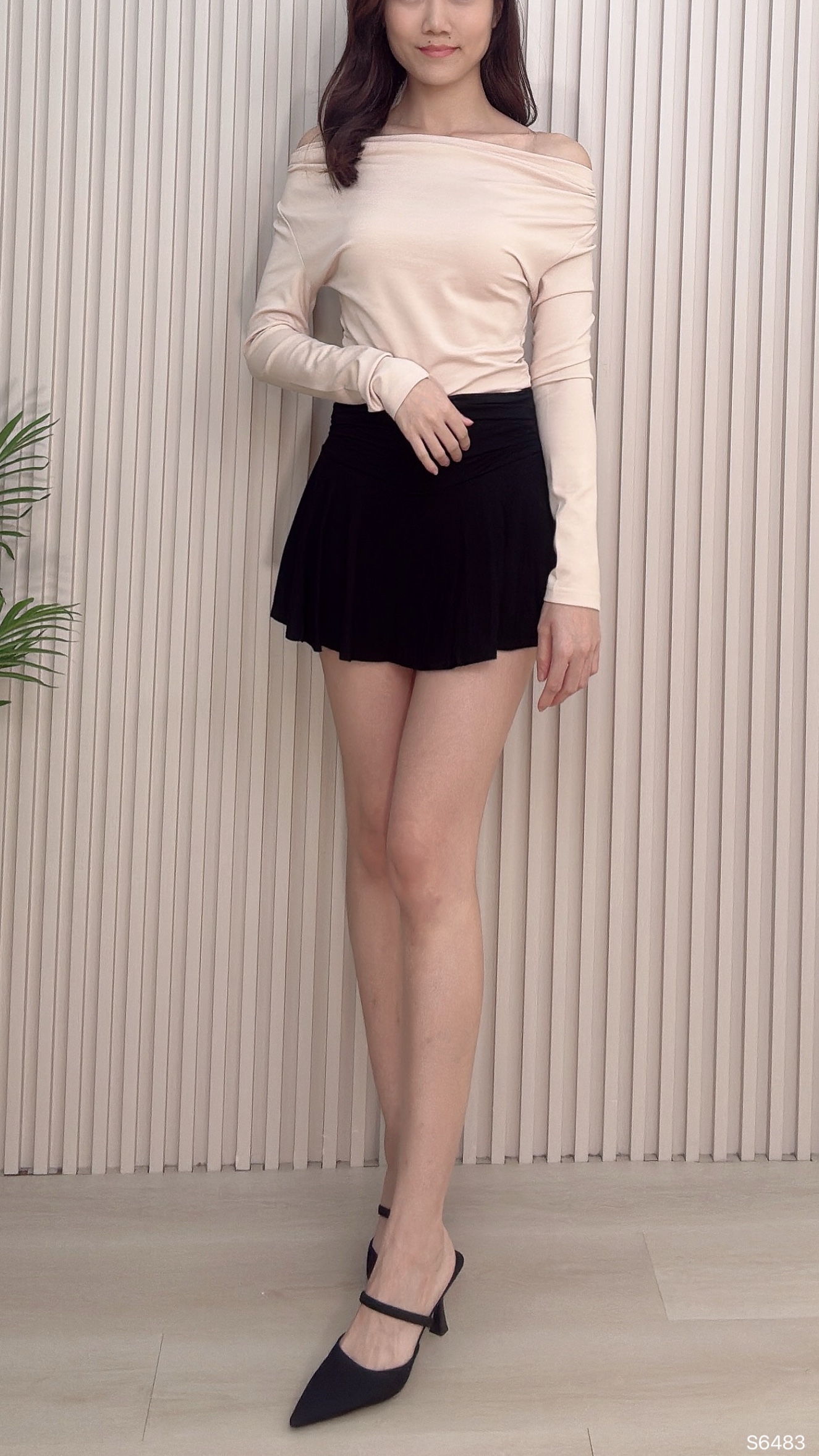 百搭褶皱设计伞状高腰短裙 (S6483)