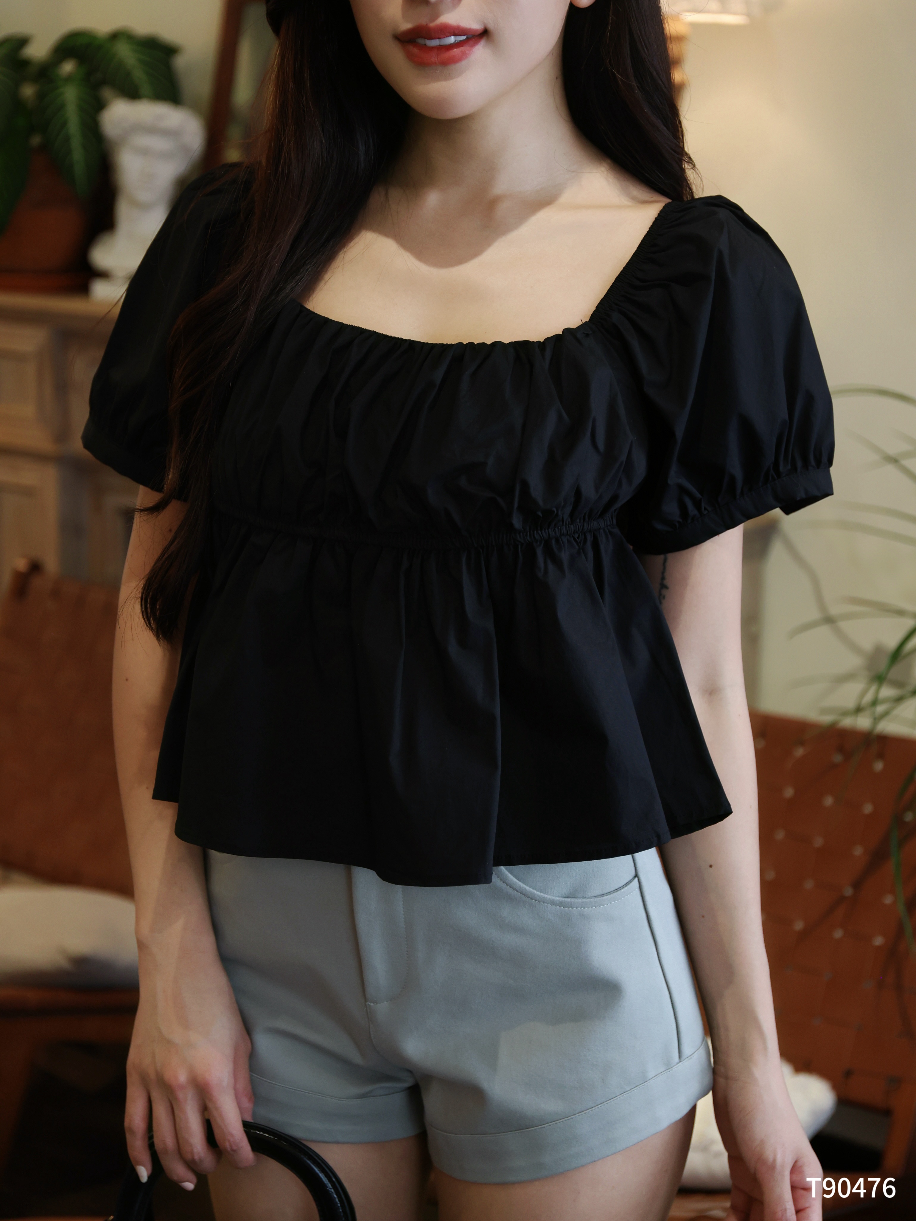 甜美褶皱两穿设计泡泡袖上衣 (T90476)