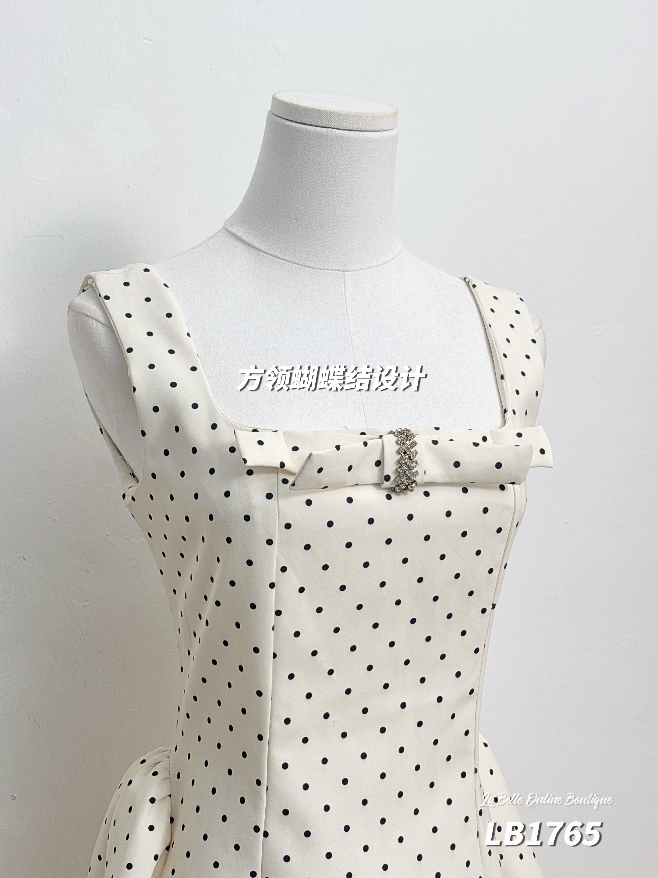 甜美蝴蝶结方领连身裙 (LB1765)