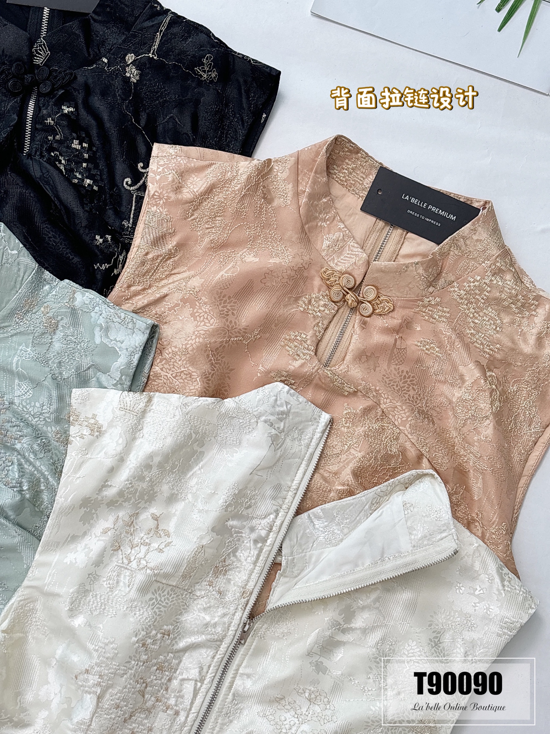 新中式刺绣改良盘扣旗袍上衣 (T90090) - 特价-La'Belle Fashion Boutique Sdn Bhd