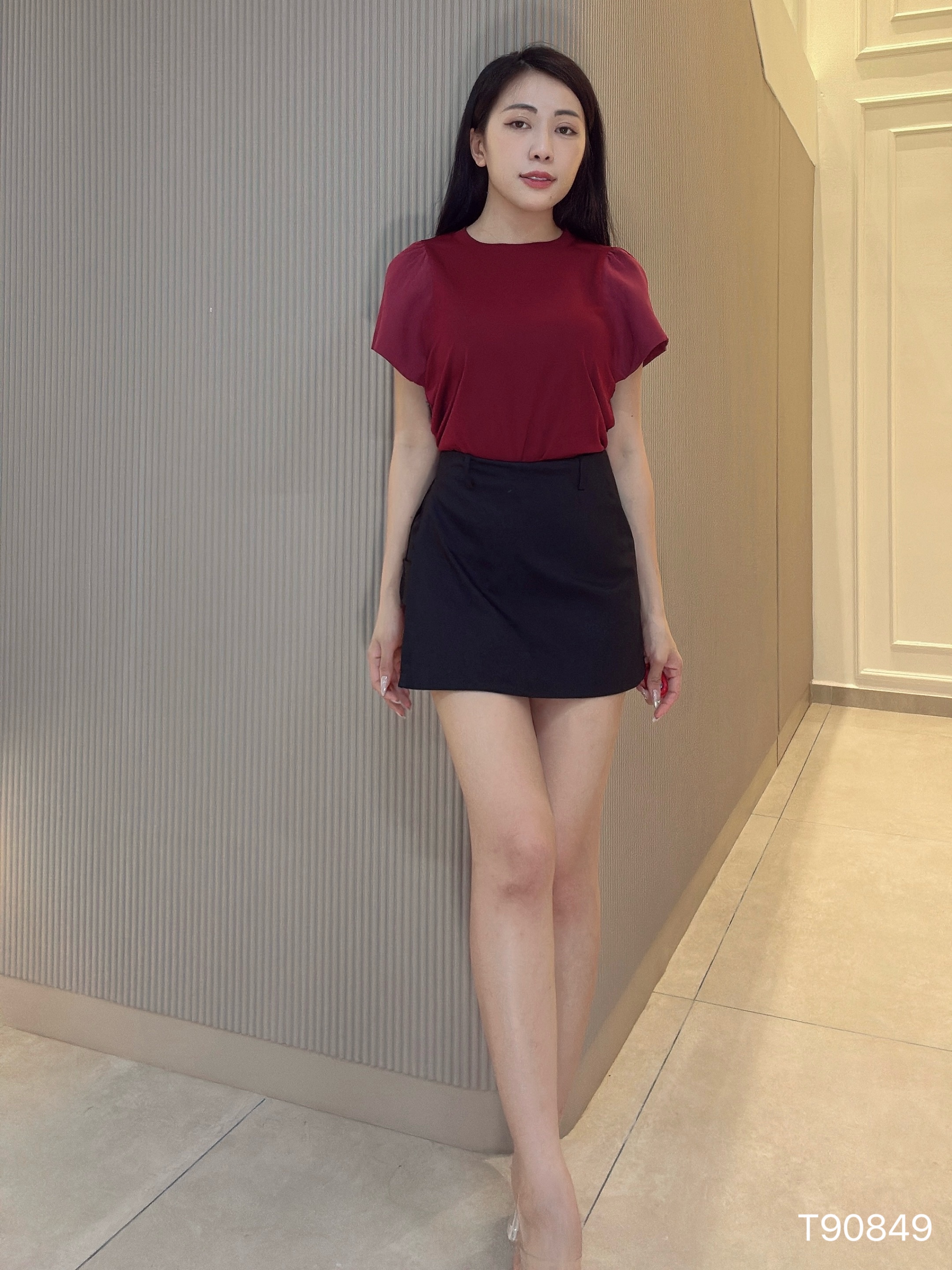 日常百搭款圆领纯色宽松上衣 (T90849)