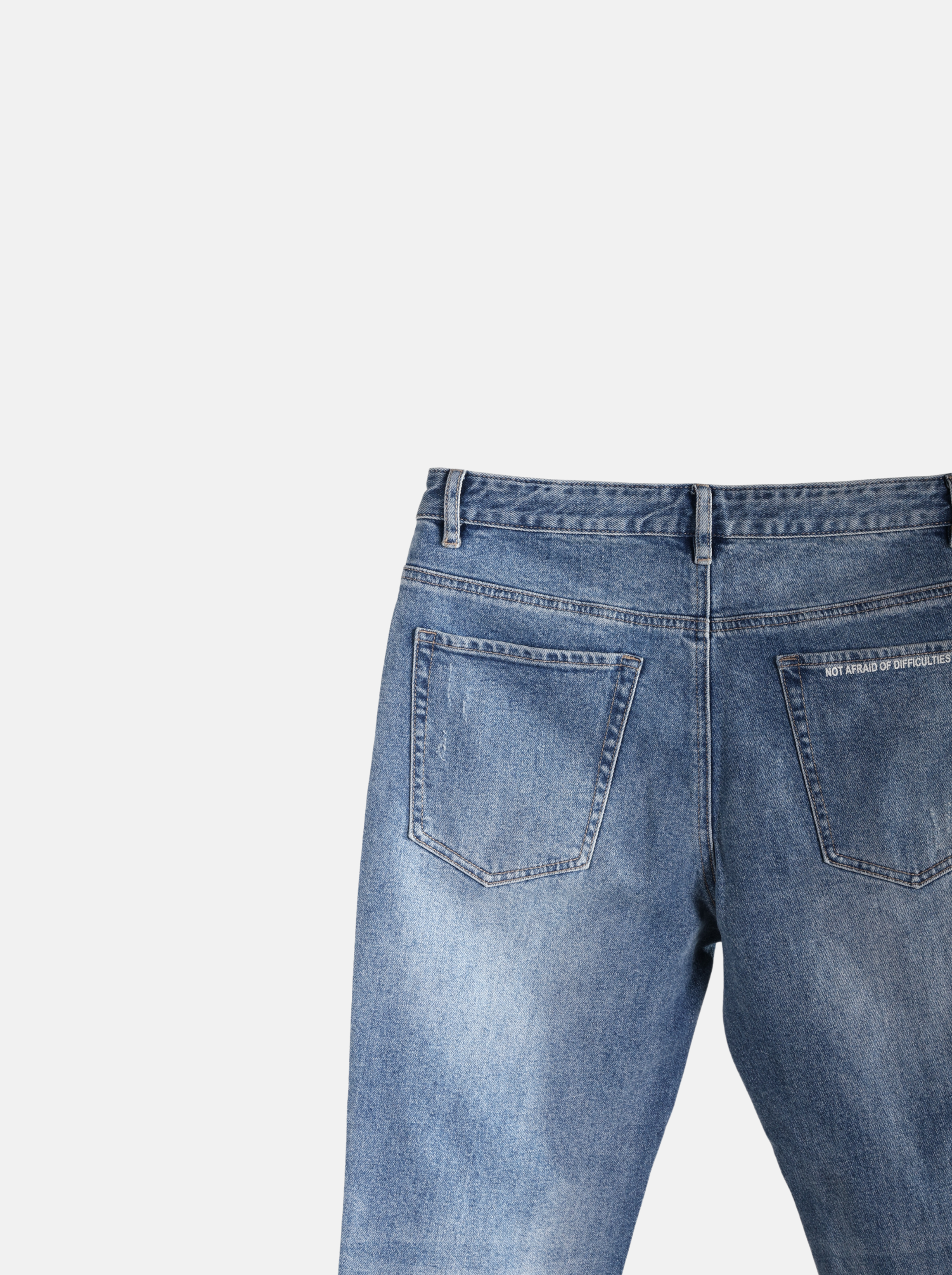 Straight Cut Men's Jeans with Distressed Ripper Design（YS30120）