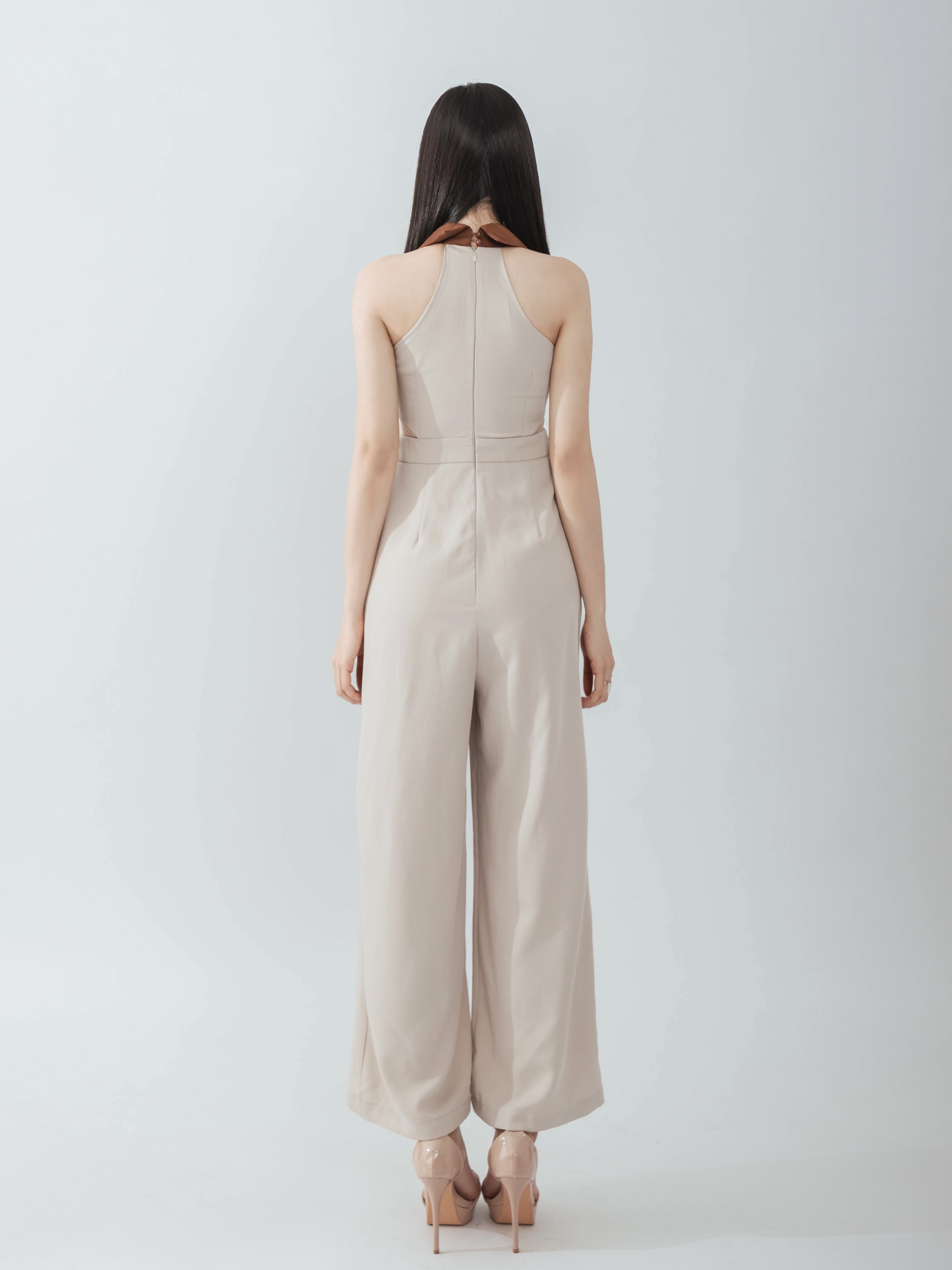 【LBP独家】时尚酷帅Cut-In撞色设计连体长裤 (ST21472)